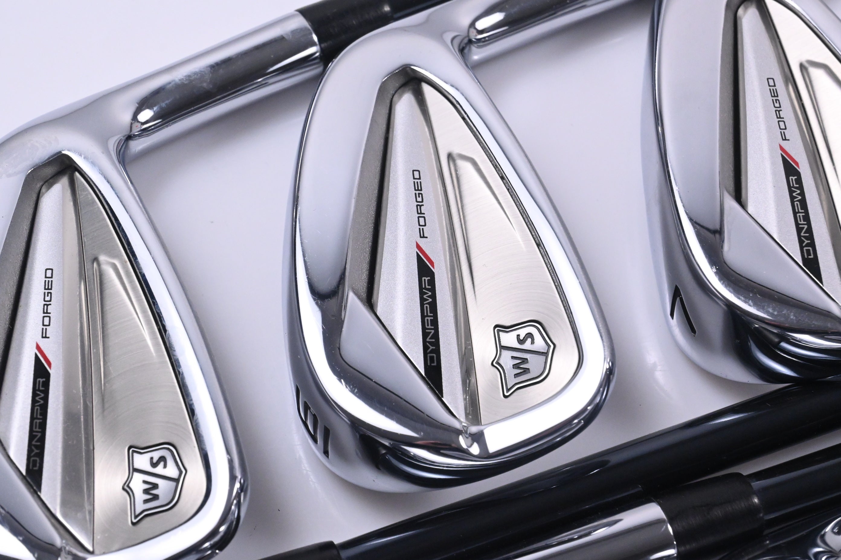 Wilson Dynapwr 2023 Forged Irons / 5-PW+GW / Senior Flex UST Recoil DART 75