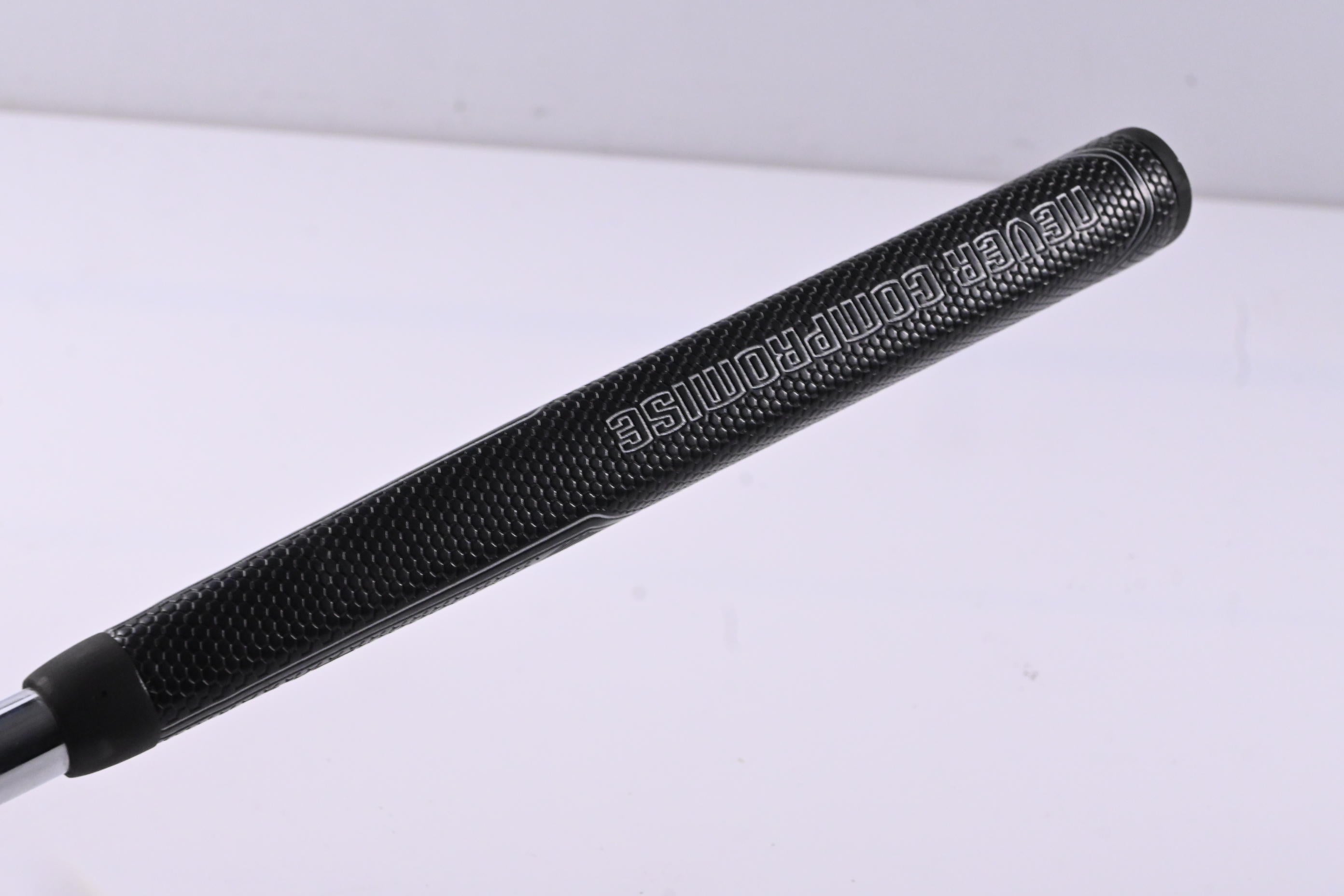 Never Compromise Reserve 4 Putter / 34 Inch