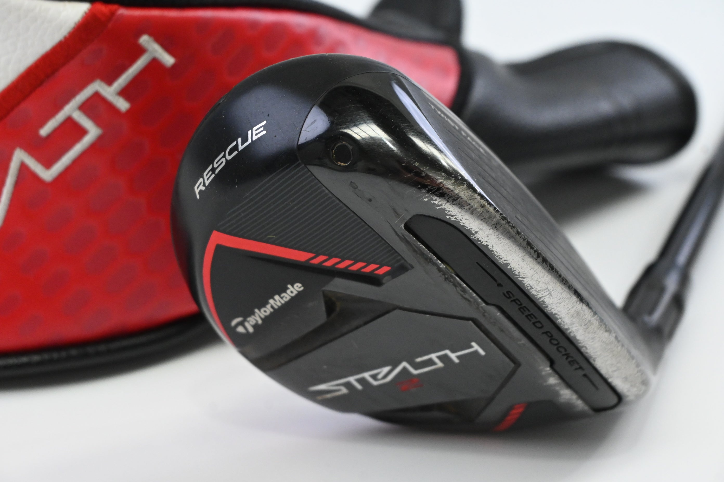 Taylormade Stealth 2 #4 Hybrid / 22 Degree / Regular Flex Fujikura Ventus TR Red