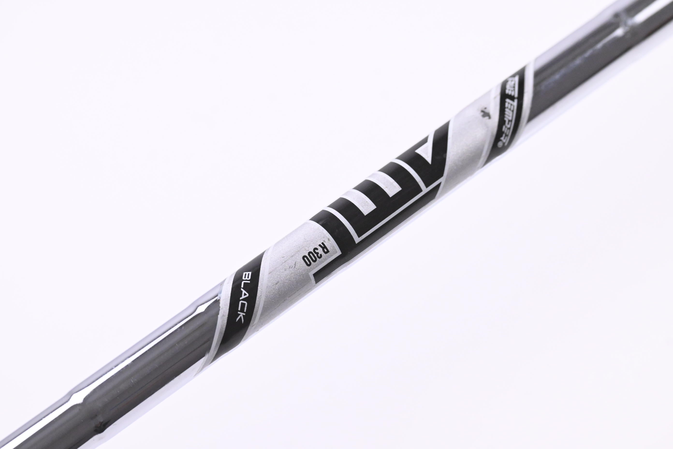 Titleist 716 T-MB #4 Iron / 23 Degree / Regular Flex AMT Black R300 Shaft