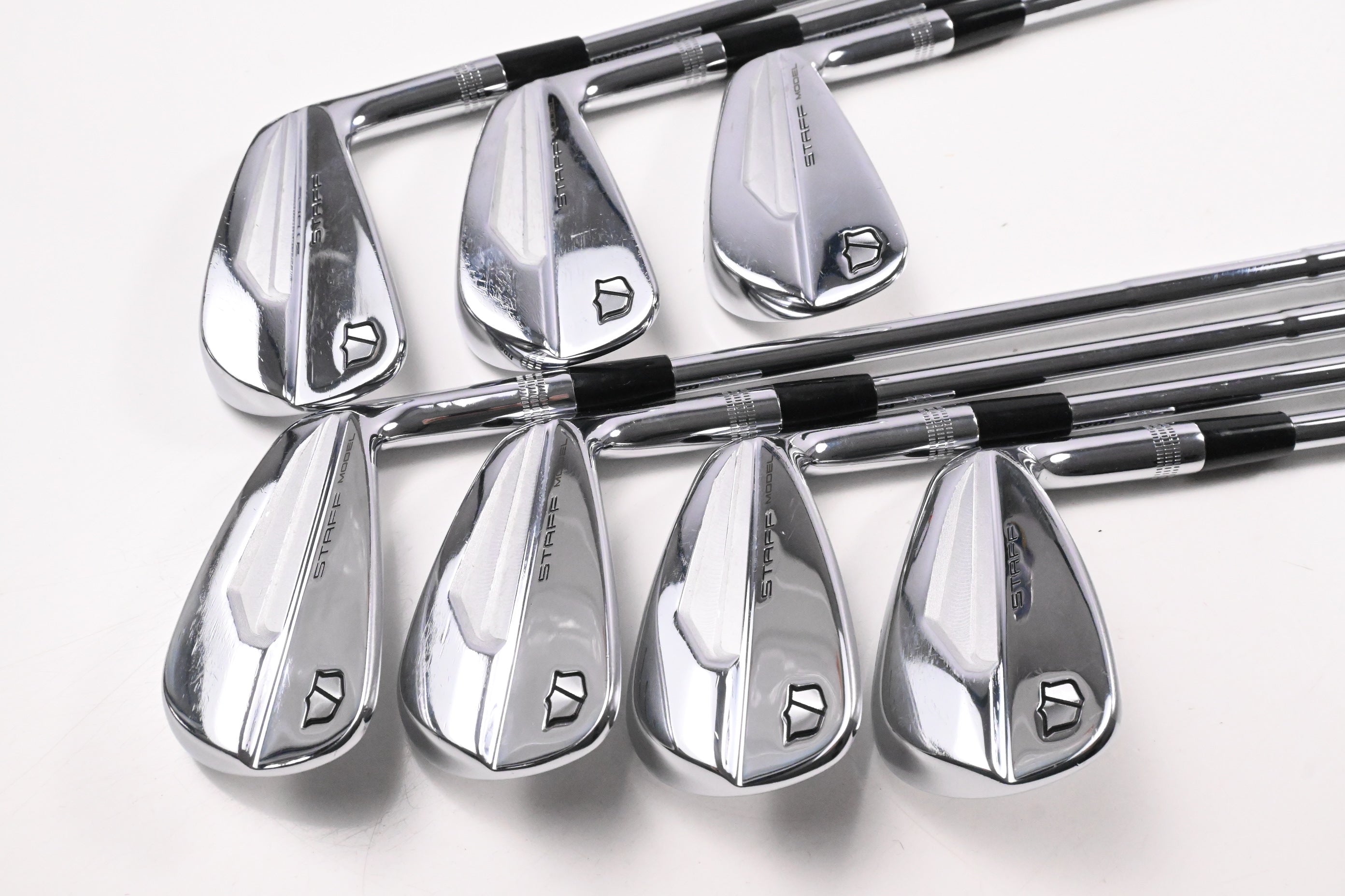 Wilson Staff Model Blade 2024 Irons / 4-PW / Stiff Flex Dynamic Gold MID 115