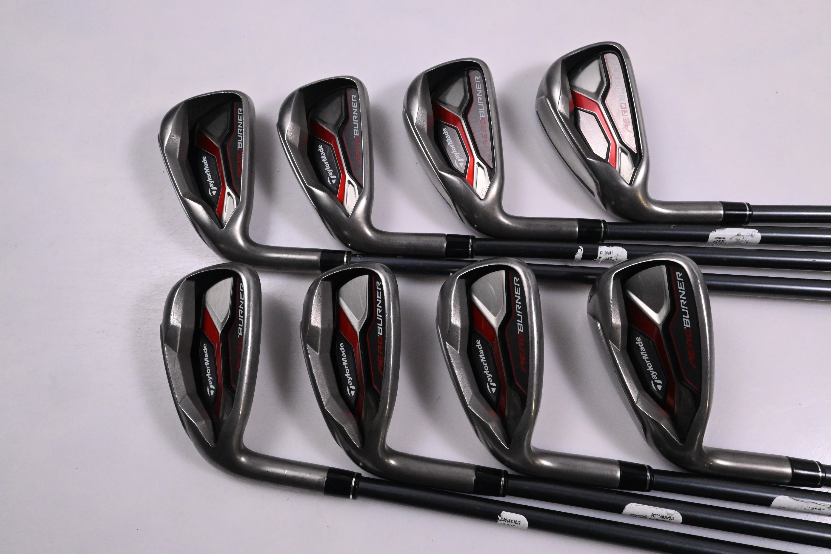 Left Hand Taylormade Aeroburner Irons / 4-PW+GW / Regular Flex Reax 60 Shafts
