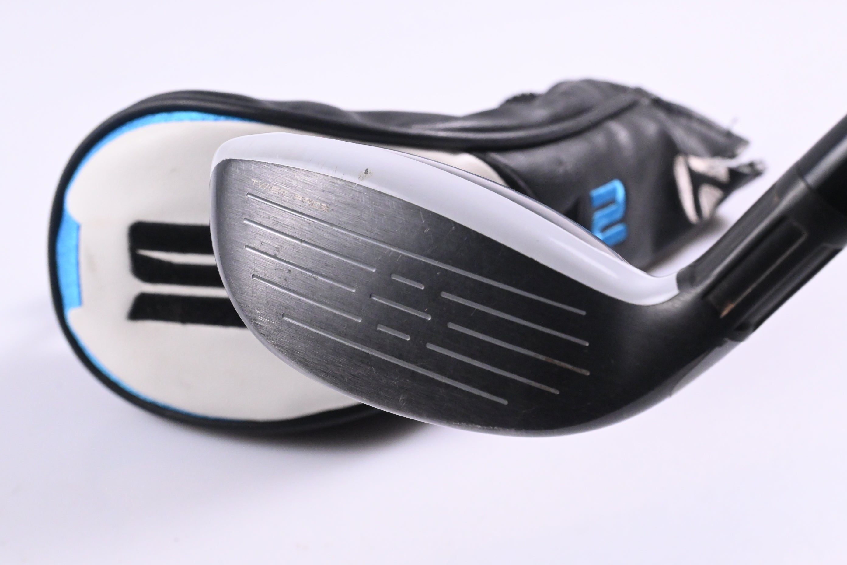 Taylormade SIM2 Max #3 Hybrid / 19 Degree / Stiff Flex Fujikura Ventus Blue 7