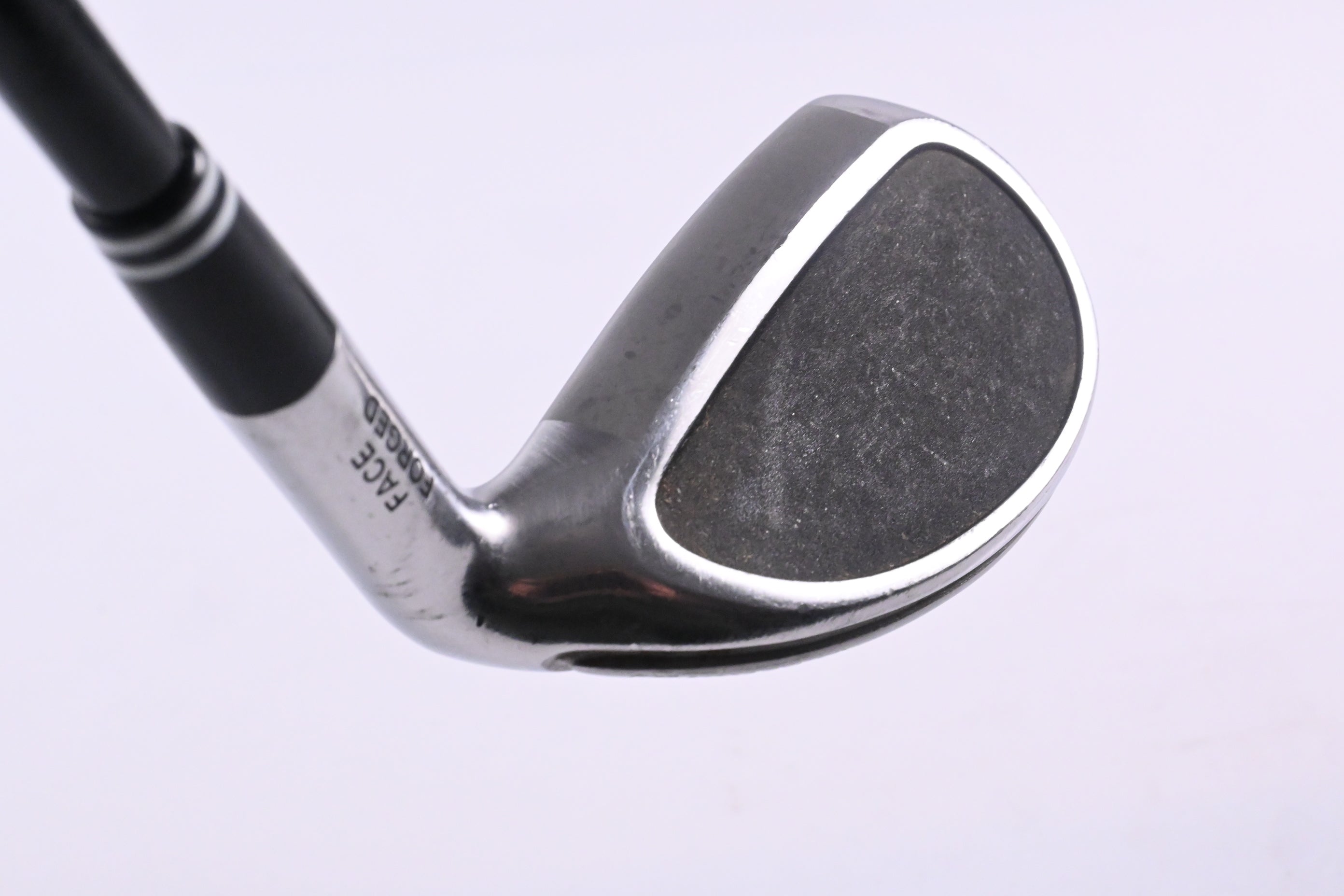 Cleveland 588 Altitude #4 Hybrid / 23 Degree / Regular Flex Action Lite 55 Shaft
