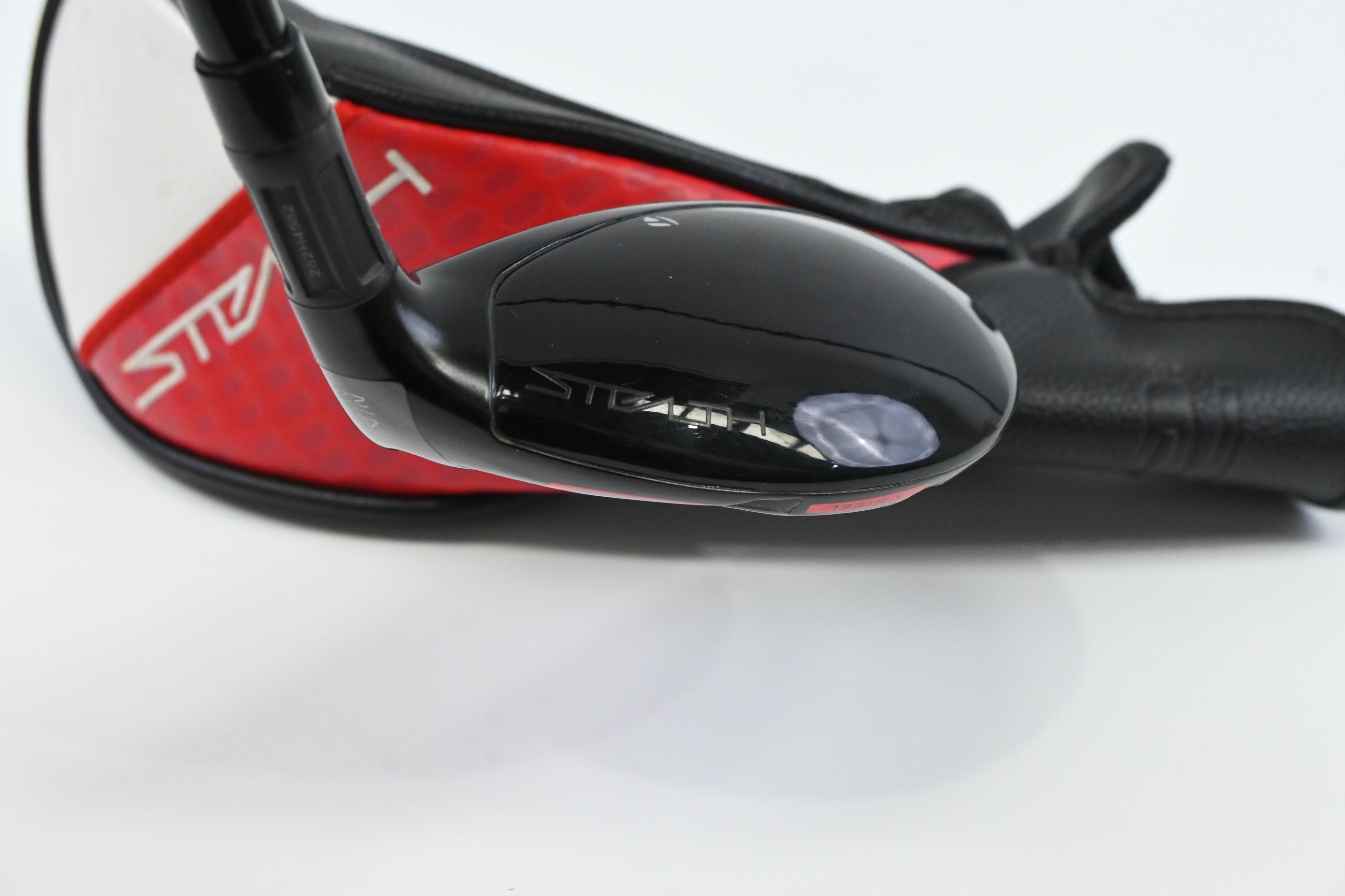 Taylormade Stealth 2 #4 Hybrid / 22 Degree / Regular Flex Fujikura Ventus TR Red