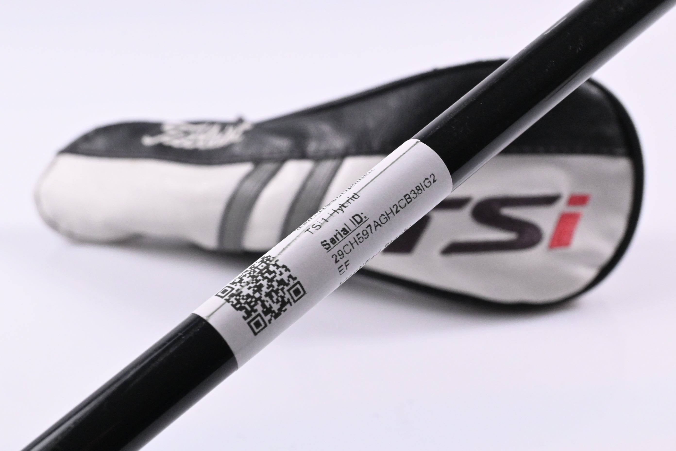 Titleist TSi2 #4 Hybrid / 21 Degree / Stiff Flex HZRDUS Smoke RDX Black 80 Shaft