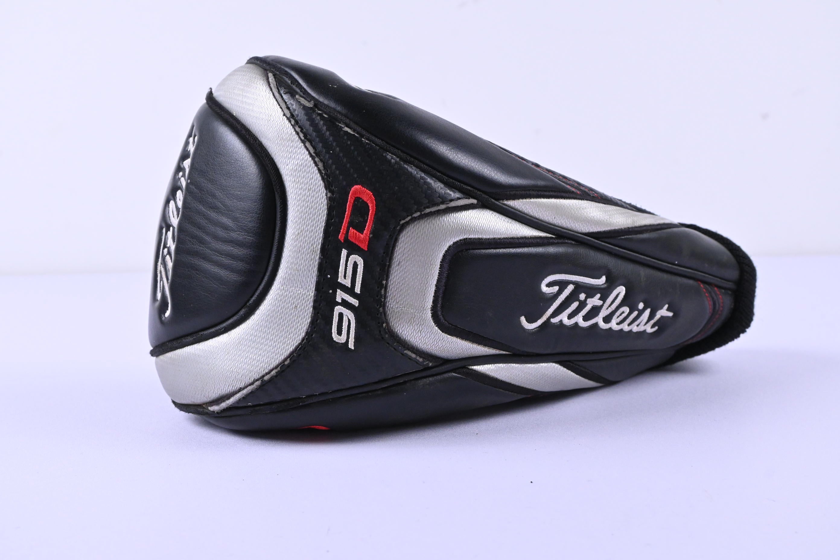 Titleist 915 D2 Driver / 9.5 Degree / Stiff Flex Aldila Rogue Silver 60 Shaft