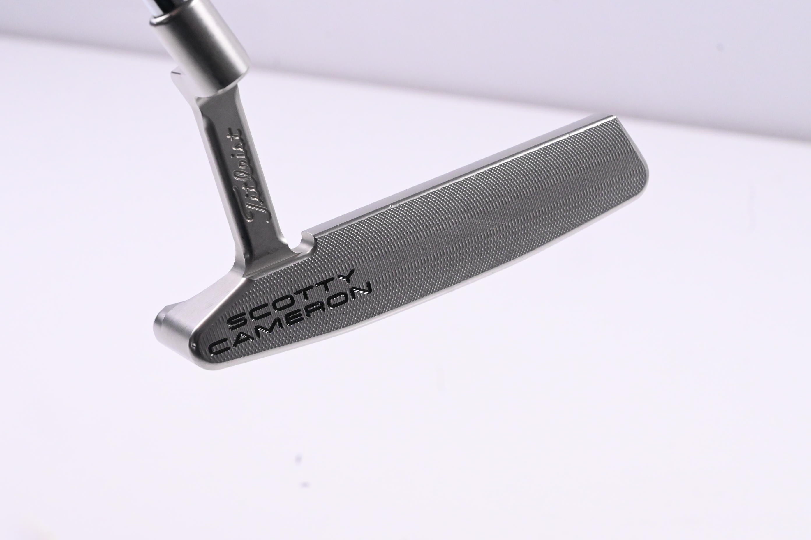 Left Hand Scotty Cameron Special Select Newport 2 Putter / 36 Inch
