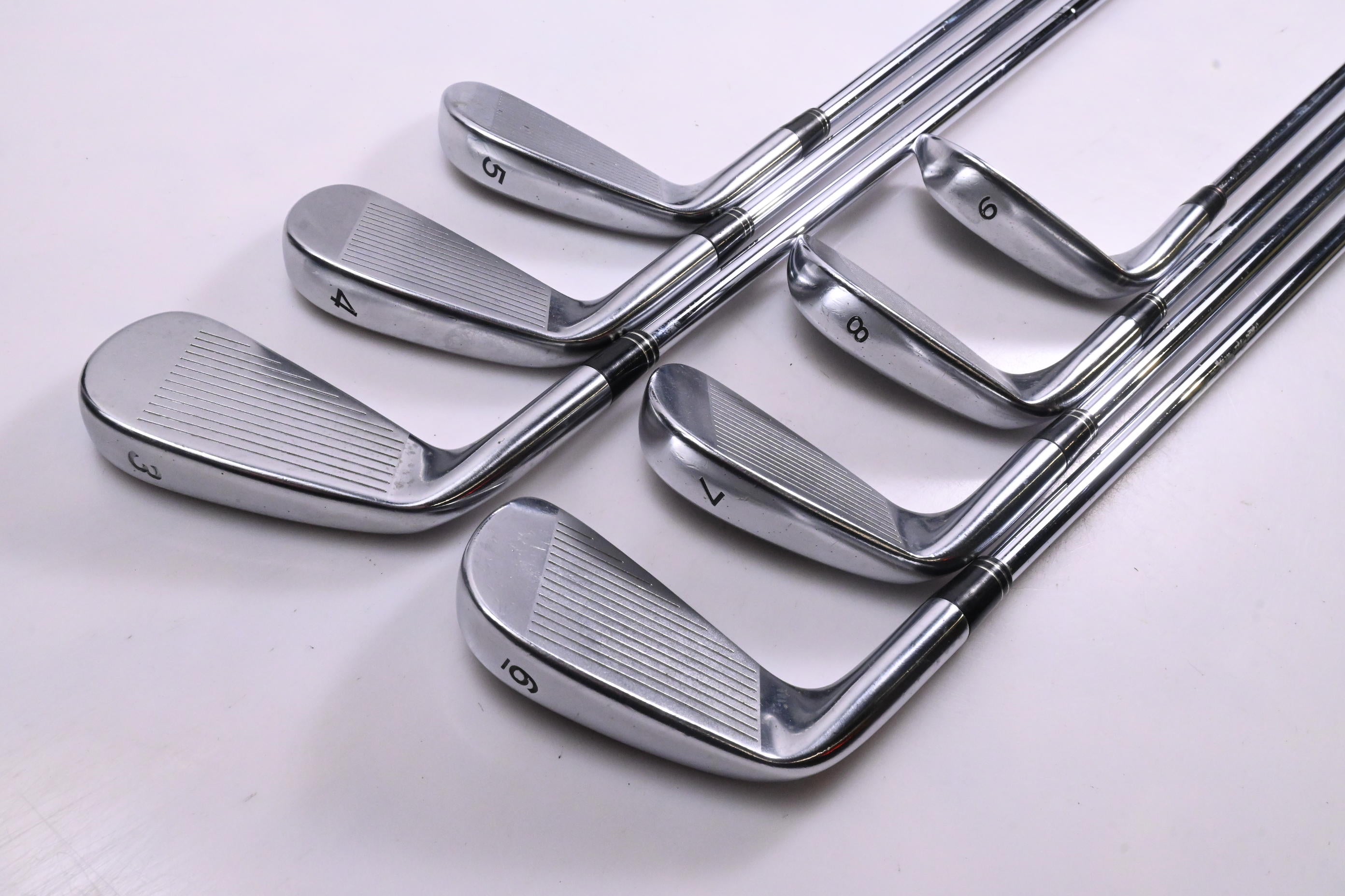 Taylormade Tour Preferred TP 2009 Irons / 3-9i / Regular Flex Dynamic Gold R300