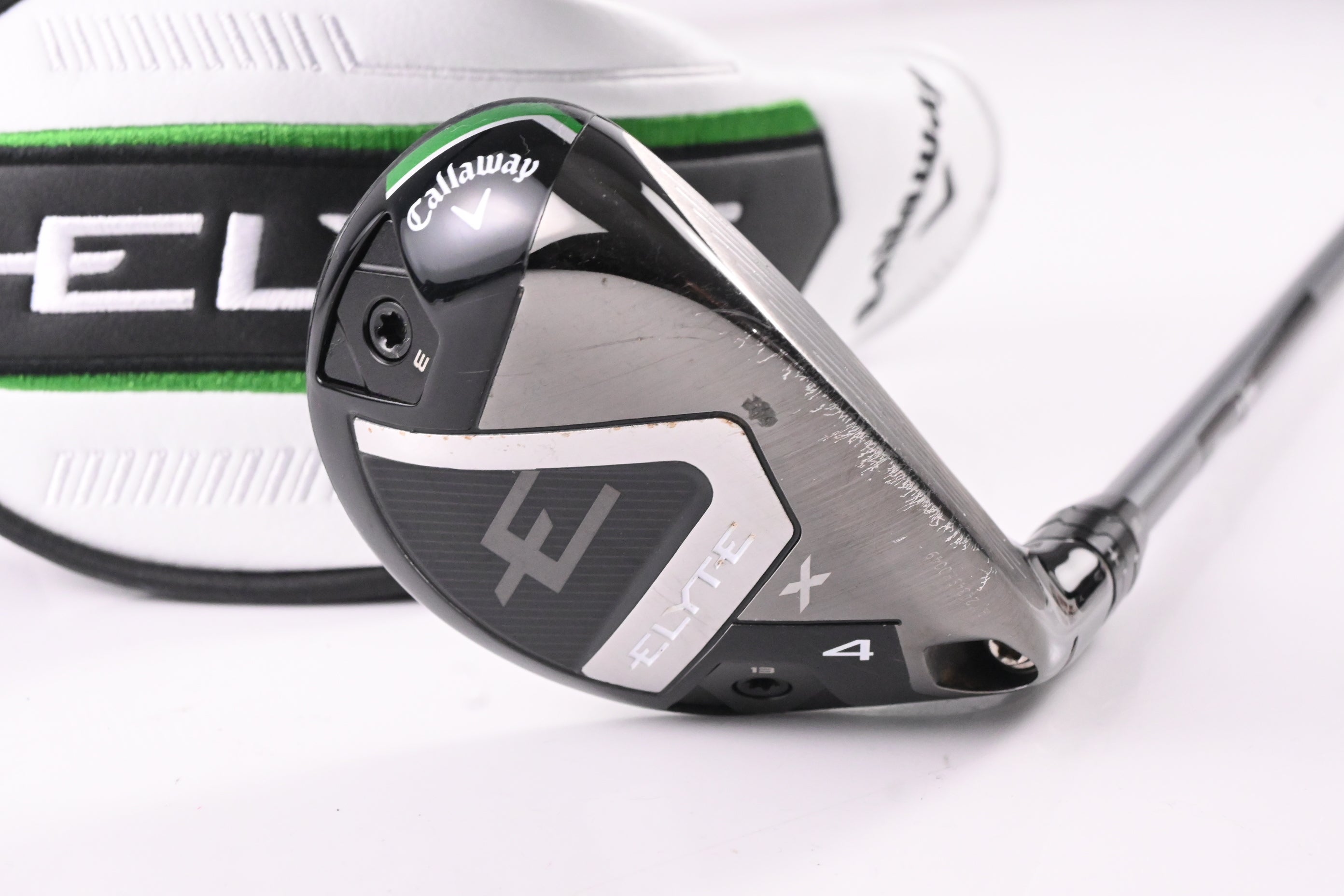 Callaway Elyte X #4 Hybrid / 21 Degree / Regular Flex Denali Charcoal 60 Shaft