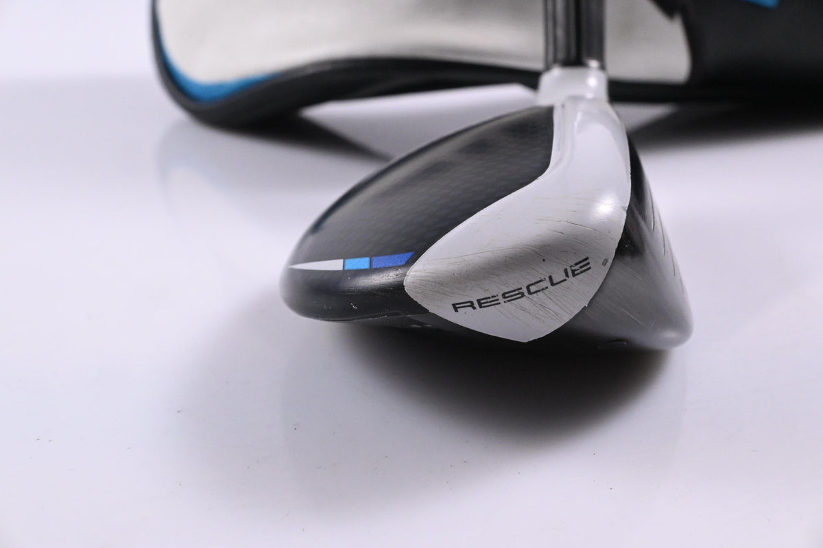 Taylormade SIM2 Max #4 Hybrid / 22 Degree / Stiff Flex Fujikura Ventus Blue 7
