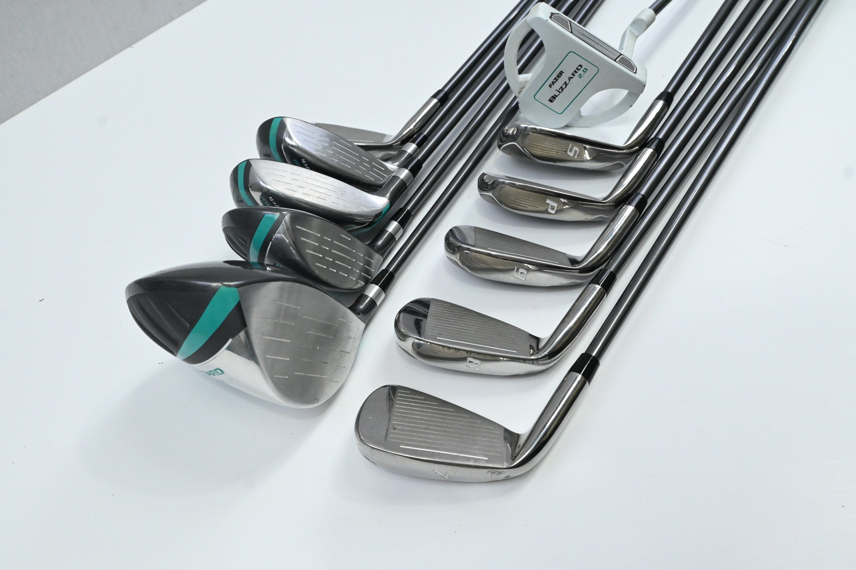 Ladies Fazer Blizzard 2.0 Package Set / Woods, Hybrids, Irons, Putter, Bag
