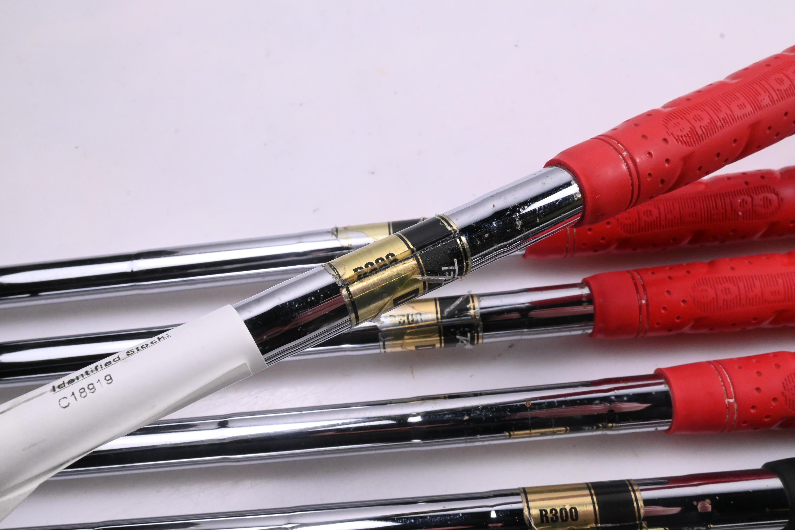 Taylormade Tour Preferred TP 2009 Irons / 3-9i / Regular Flex Dynamic Gold R300