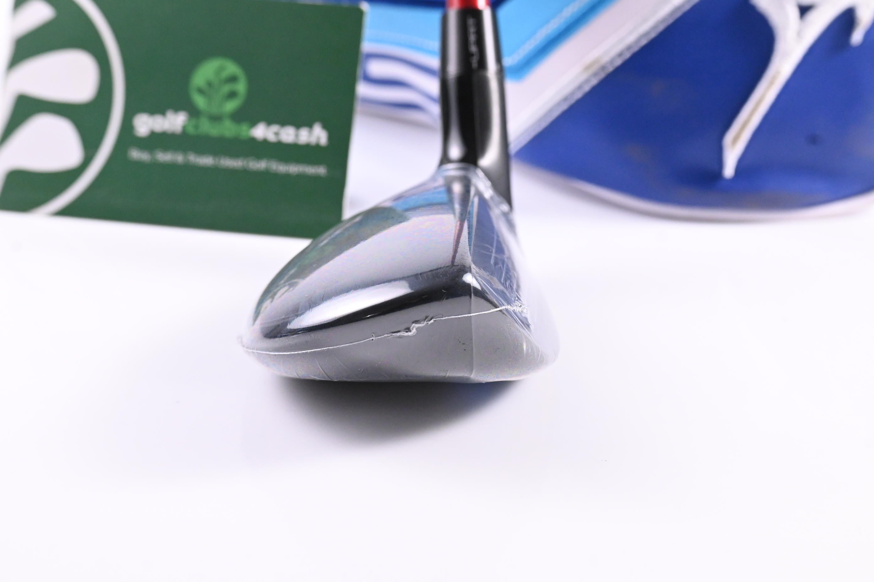 Ladies Mizuno ST-MAX 230 #6 Hybrid / 28 Degree / Ladies Flex Denali Red 50 Shaft