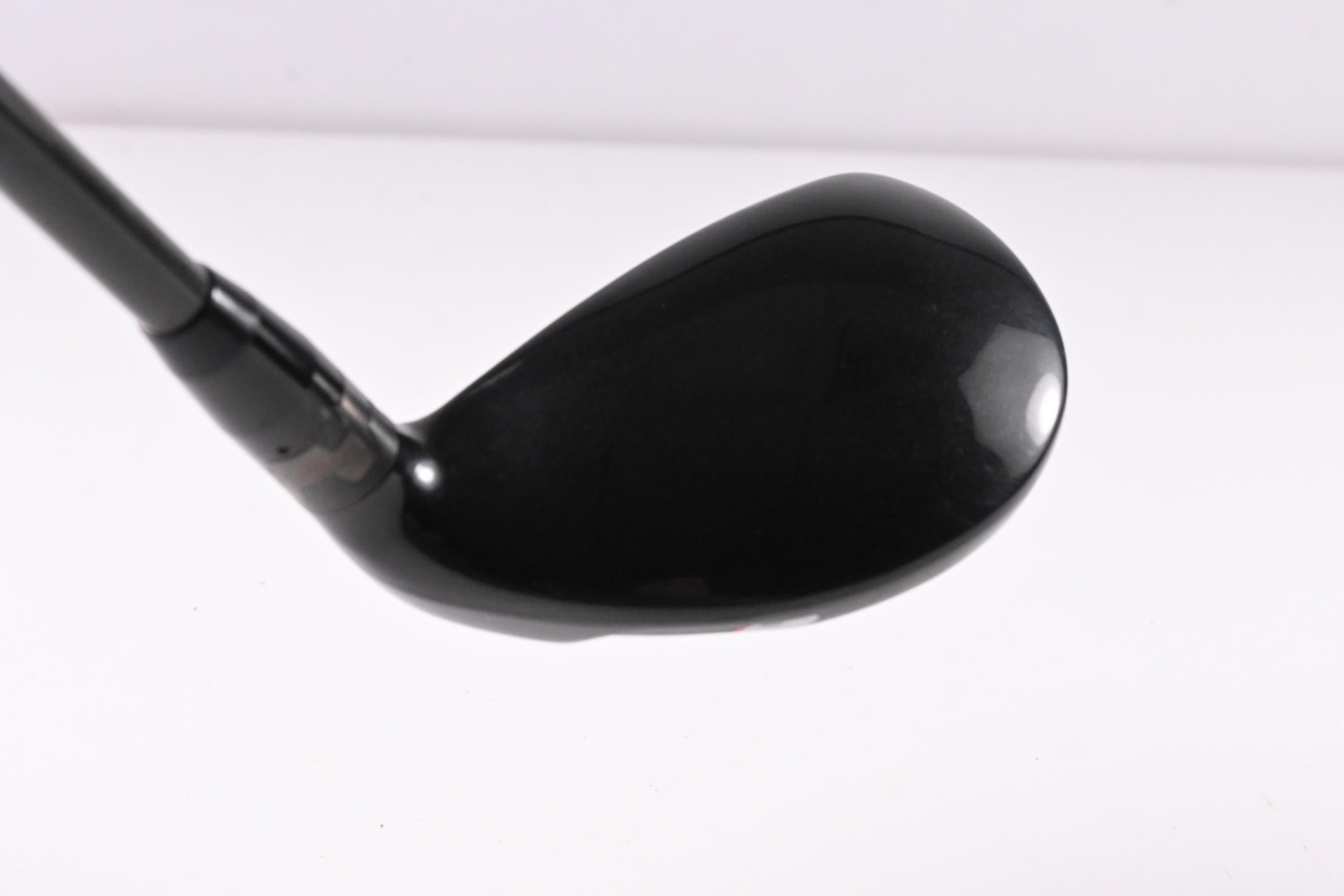 Titleist 913H #3 Hybrid / 21 Degree / Regular Flex Aldila Rip Phenom 80 Shaft