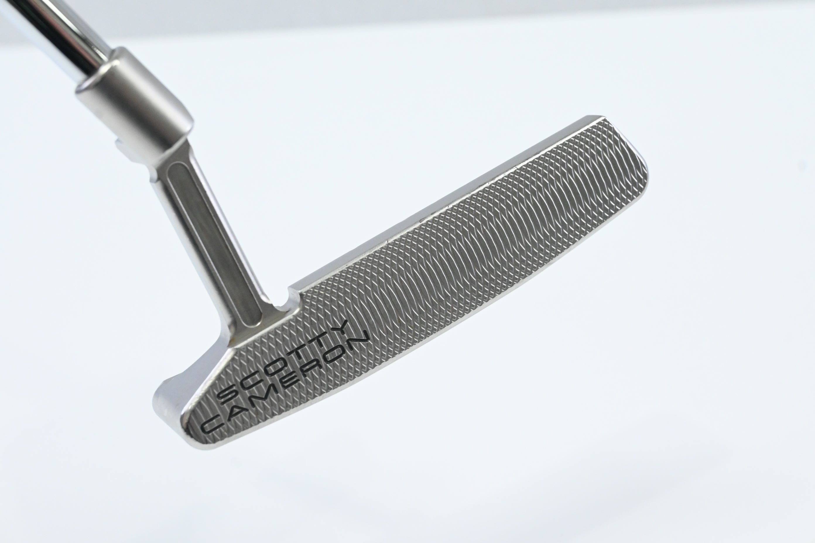 Left Hand Scotty Cameron Super Select Newport 2 Putter / 34 Inch
