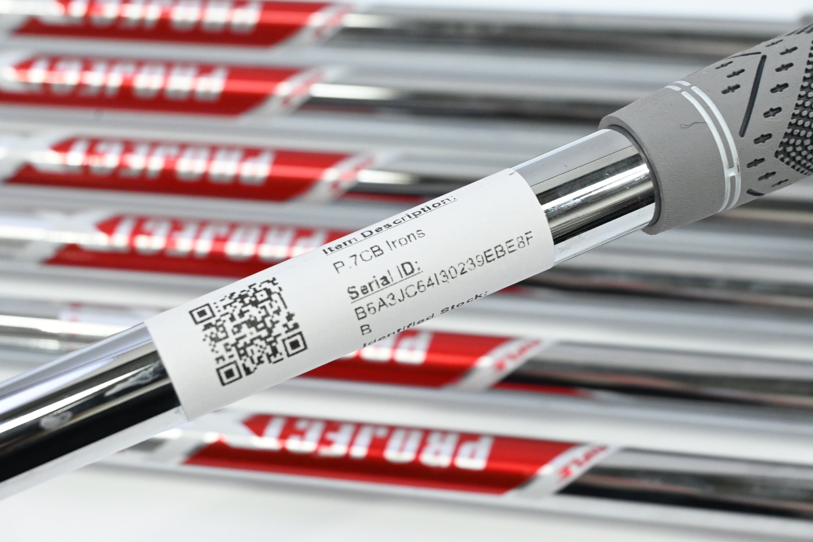 Taylormade P.7CB Irons / 4-PW / X-Flex Project X Rifle 120 Shafts