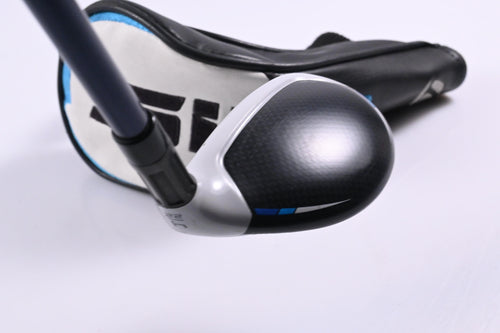 Taylormade SIM2 Max #4 Hybrid / 22 Degree / Stiff Flex Fujikura Ventus Blue 7