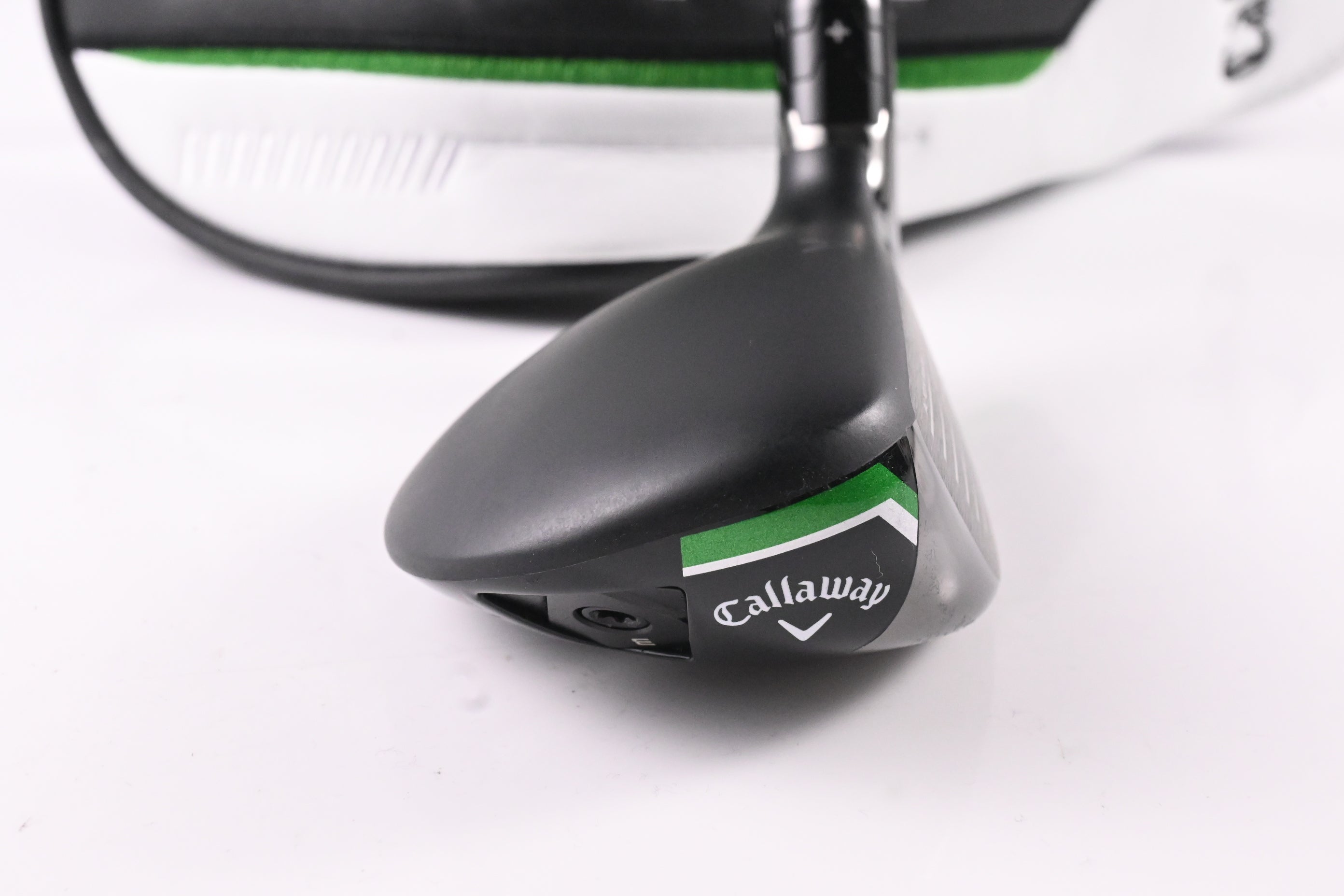 Callaway Elyte X #4 Hybrid / 21 Degree / Regular Flex Denali Charcoal 60 Shaft