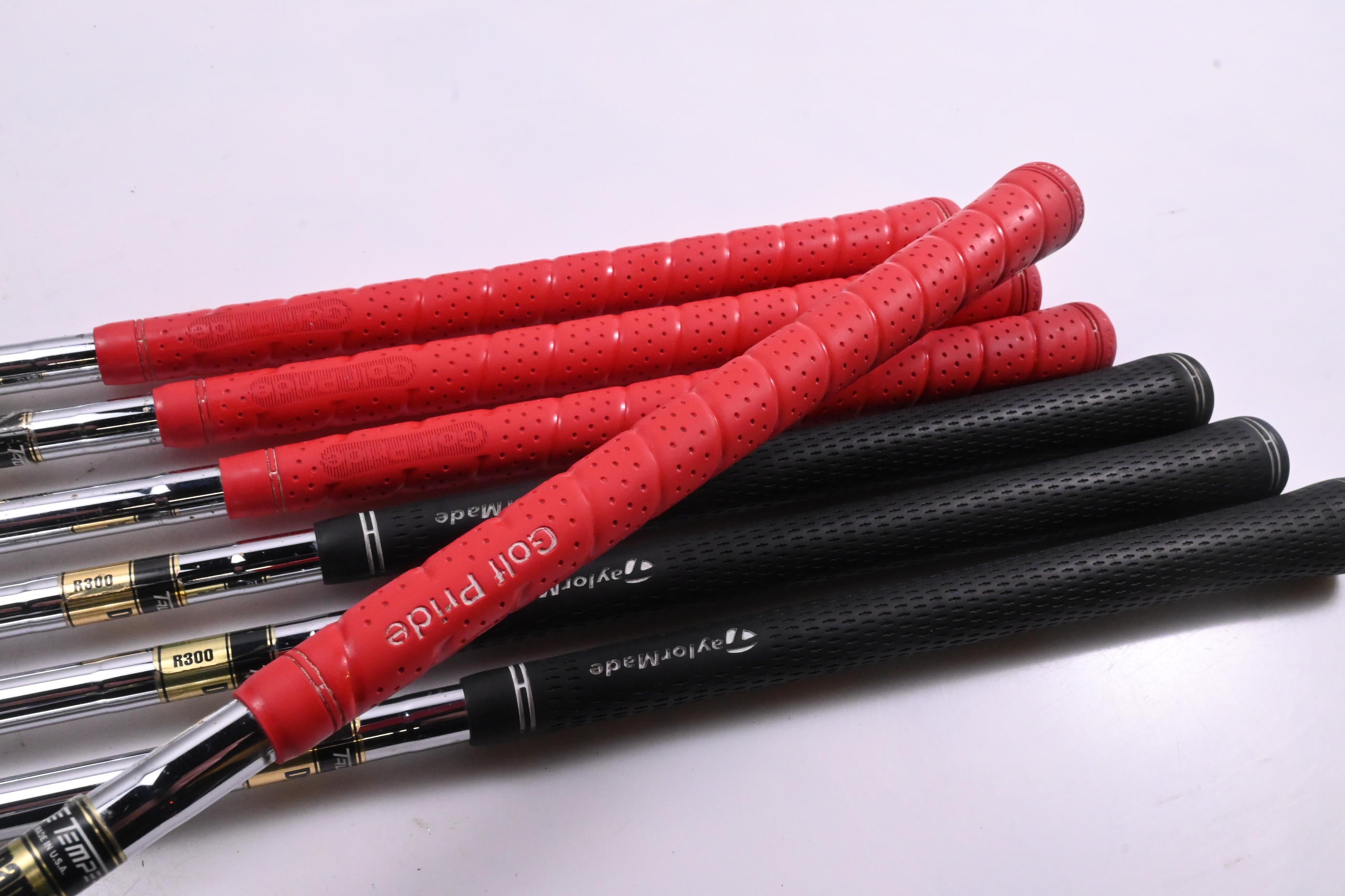 Taylormade Tour Preferred TP 2009 Irons / 3-9i / Regular Flex Dynamic Gold R300