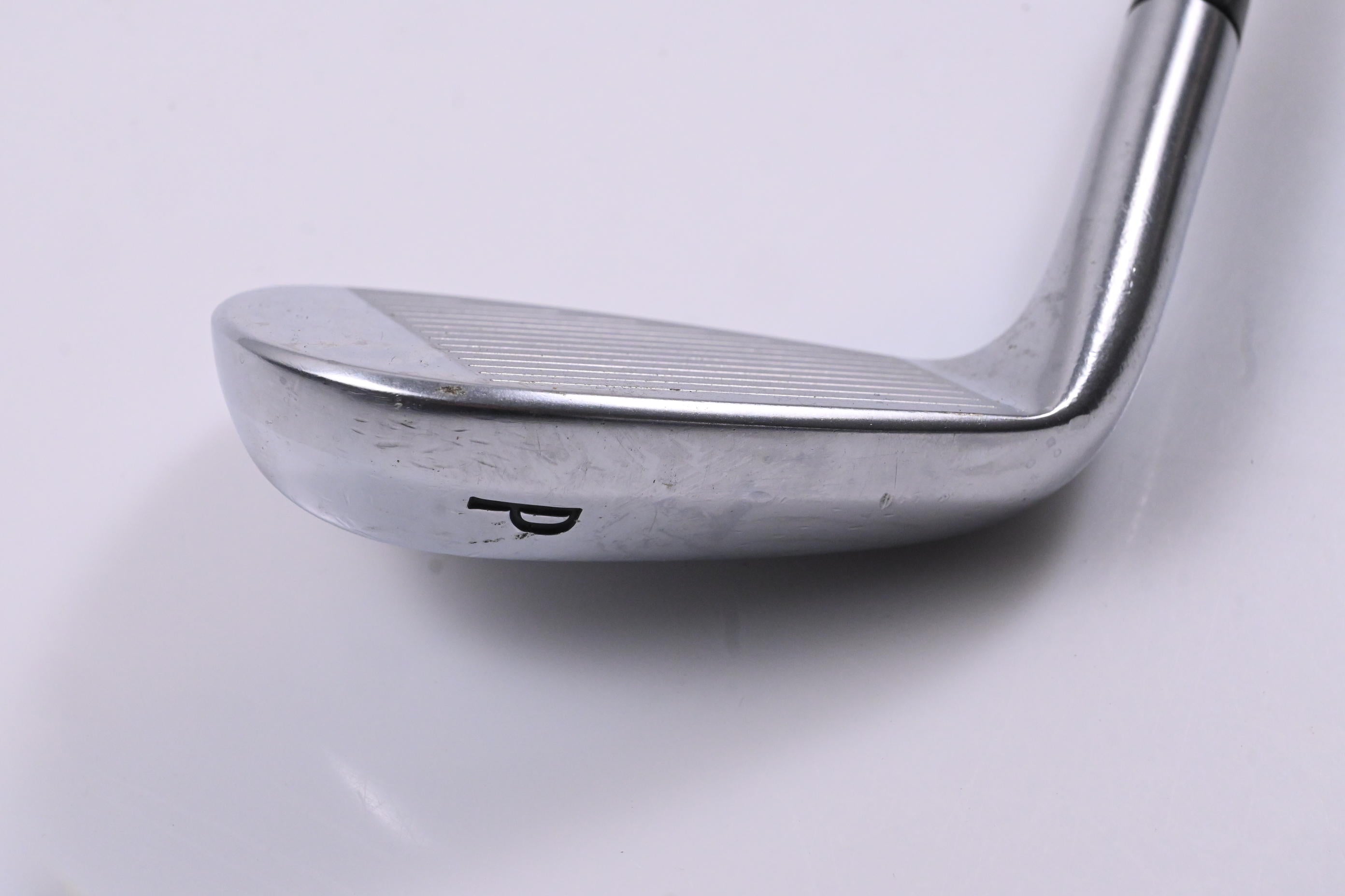 Srixon Z-565 Pitching Wedge / 44 Degree / Stiff Flex NS Pro Modus 3 Tour 105