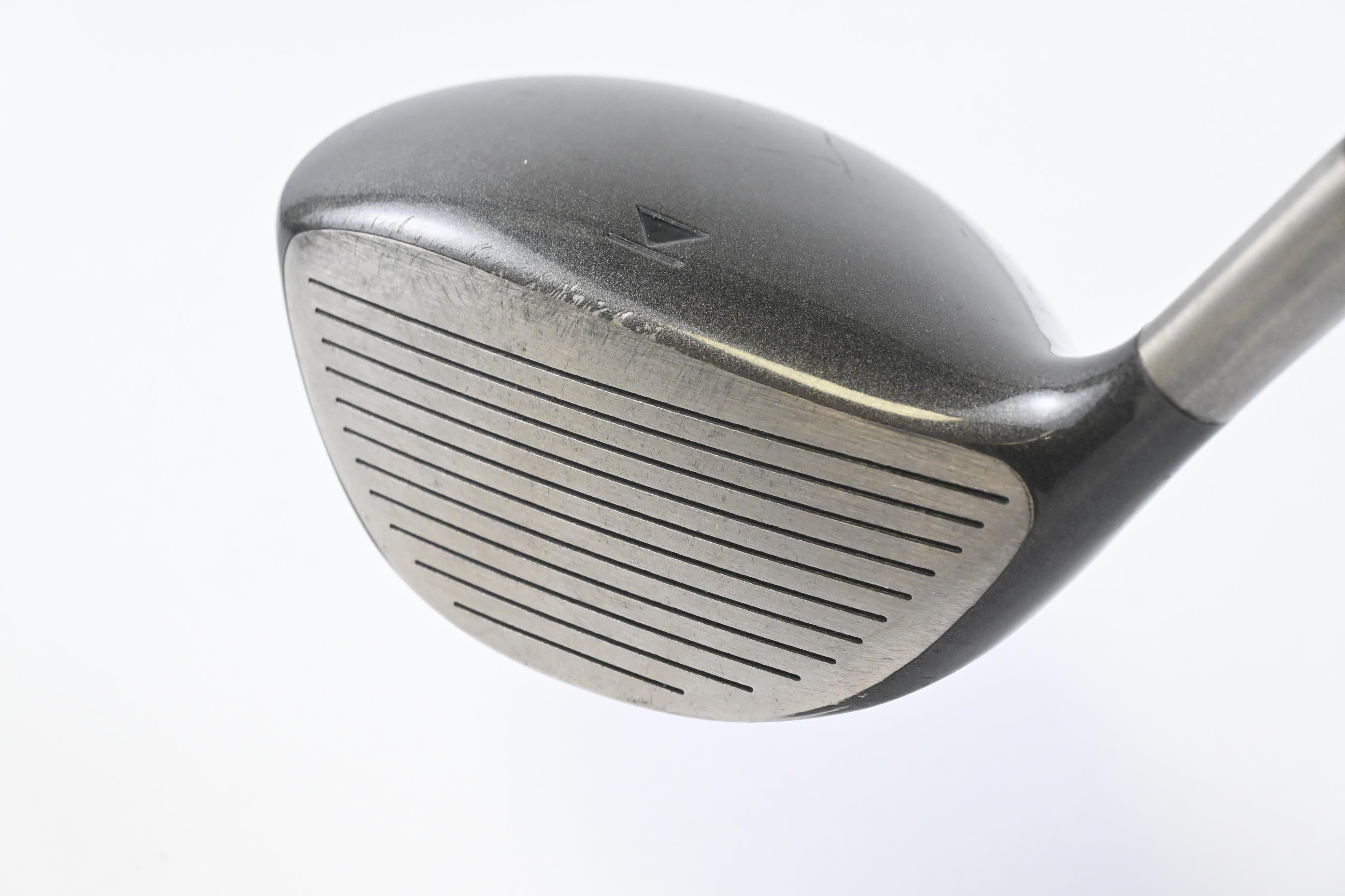 Titleist 975 D Driver / 9.5 Degree / Regular Flex Titleist Ultralite 65 Shaft