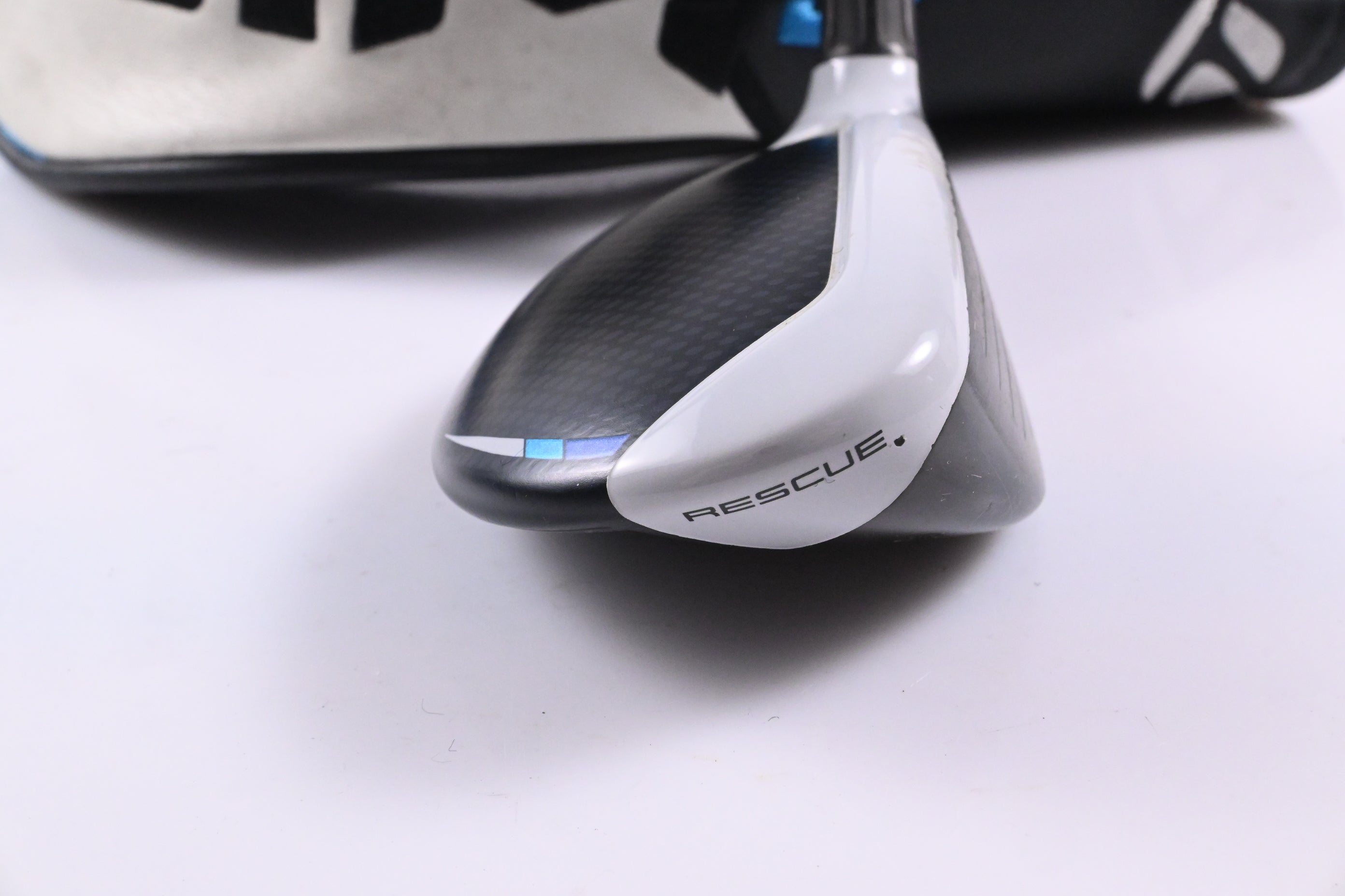 Taylormade SIM2 Max #3 Hybrid / 19 Degree / Stiff Flex Fujikura Ventus Blue 7