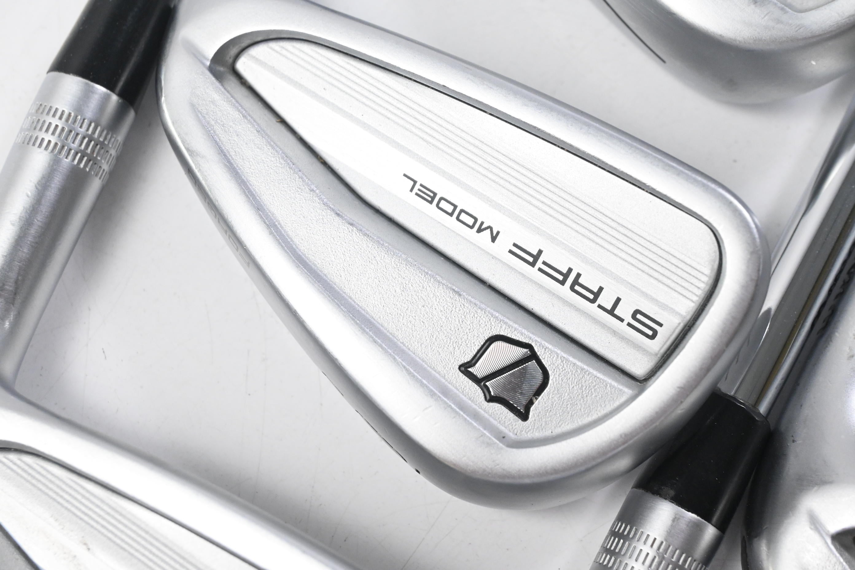 Wilson Staff Model CB 2026 Irons / 5-PW / Stiff Flex Dynamic Gold Mid 115 S300