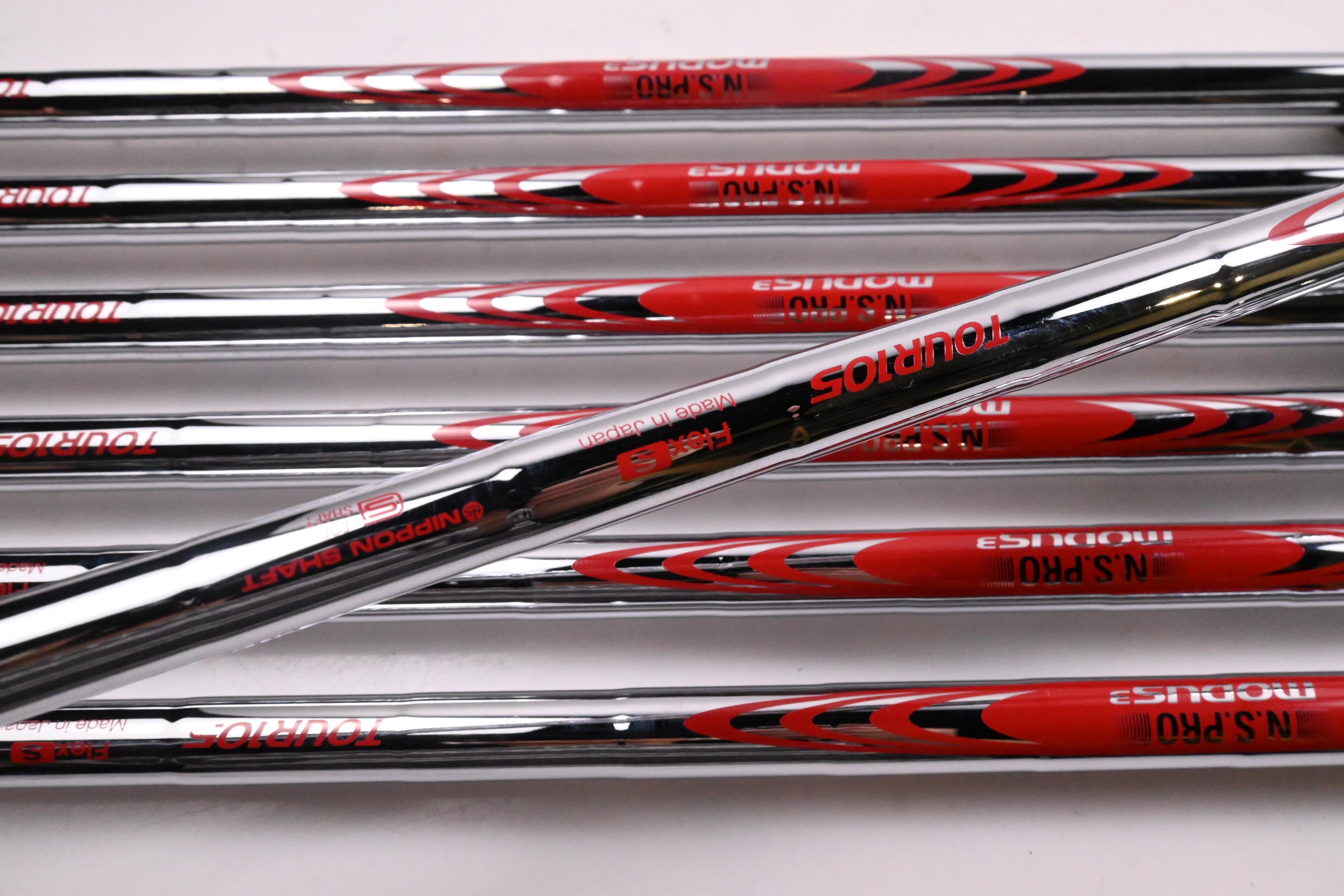 Cobra 3DP Tour Irons / 4-PW / Stiff Flex N.S.Pro Modus³ Tour 105 Shafts