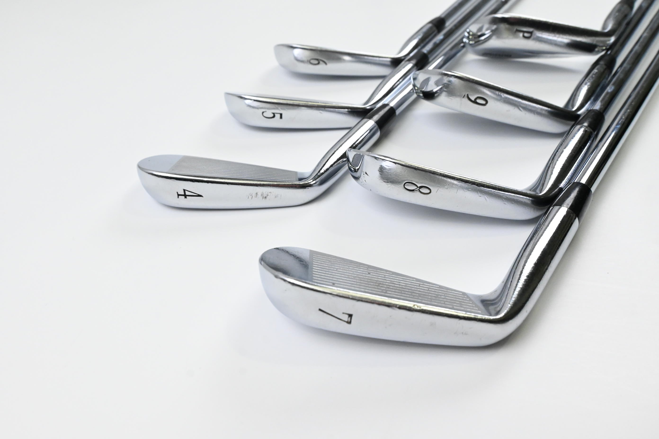 Mizuno MP-4 Irons / 4-PW / Stiff Flex Dynamic Gold S300 Shafts