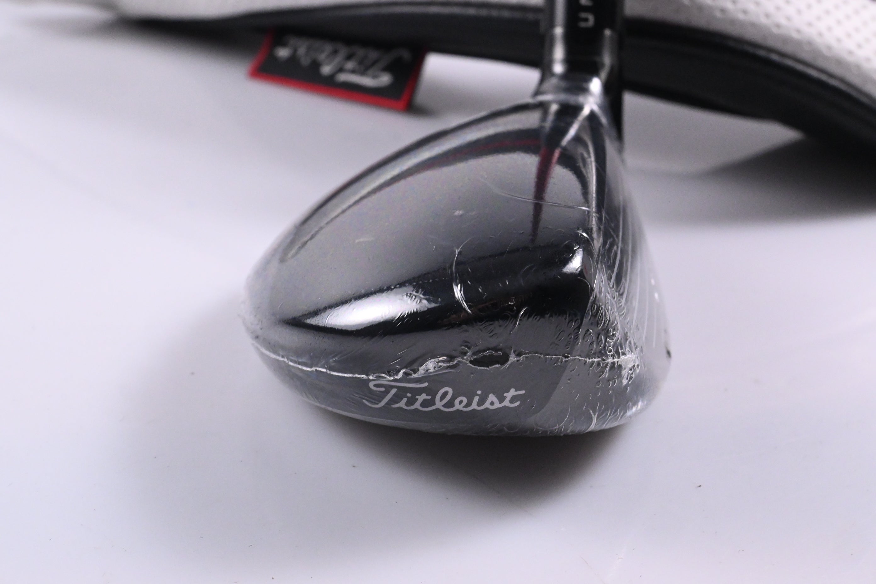 Titleist GT2 #5 Hybrid / 24 Degree / Regular Flex Project X Denali Red 60 Shaft