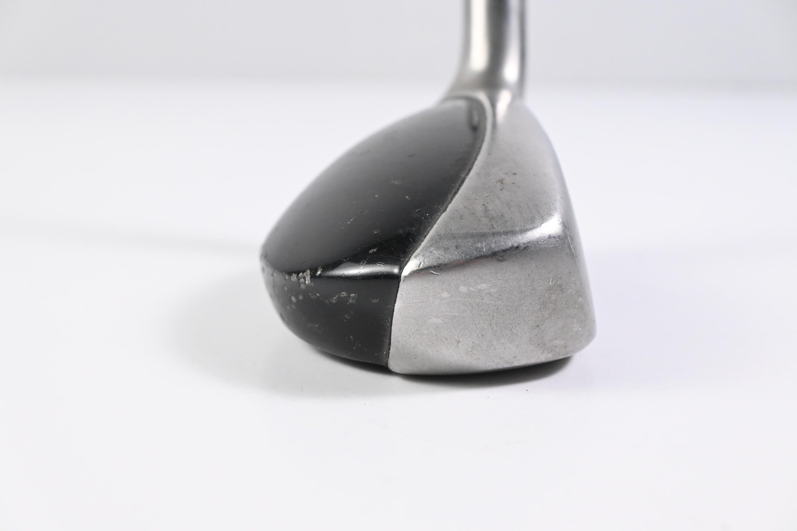 Taylormade Rescue Mid #2 Hybrid / 16 Degree / Stiff Flex Taylormade Shaft