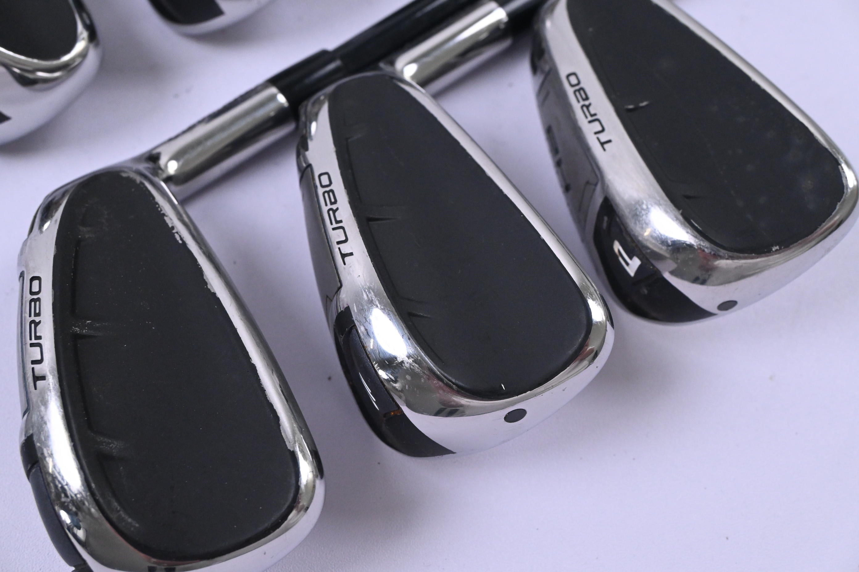 Cleveland Launcher HB Turbo Irons / 5-PW / Regular Flex Miyazaki C.KUA 6 Shafts