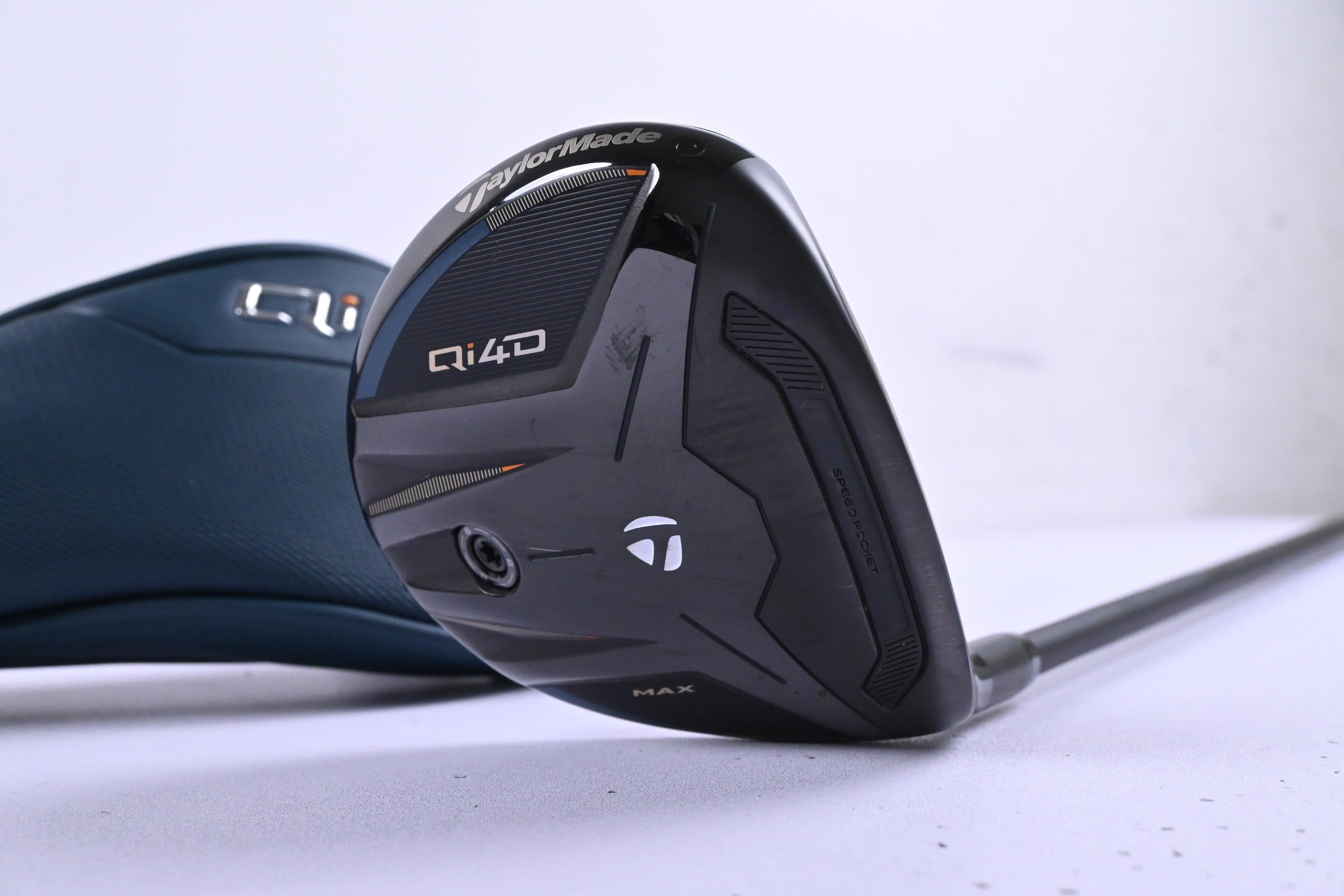 Taylormade Qi4D Max #7 Wood / 21 Degree / Stiff Flex REAX Blue 60 Shaft