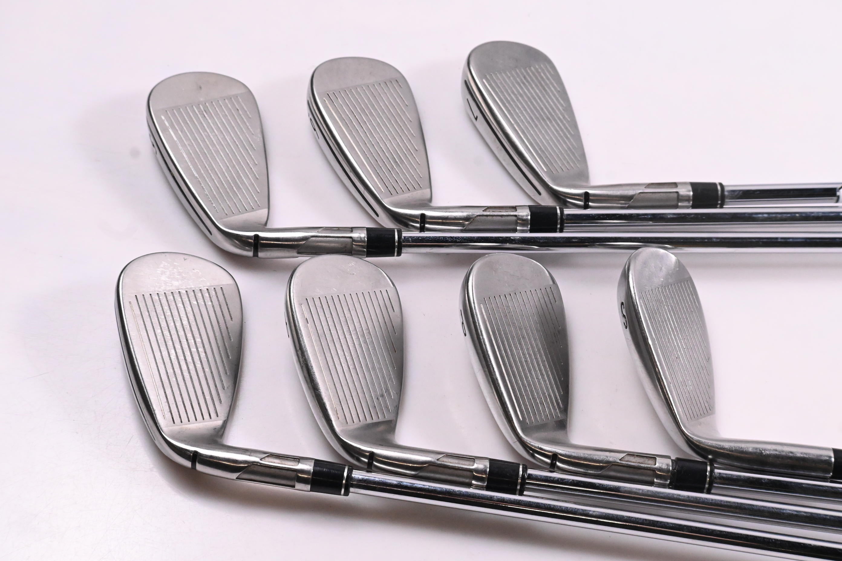 Taylormade SIM2 Max Irons / 5-PW+SW / Regular Flex KBS MAX MT 85 Shafts