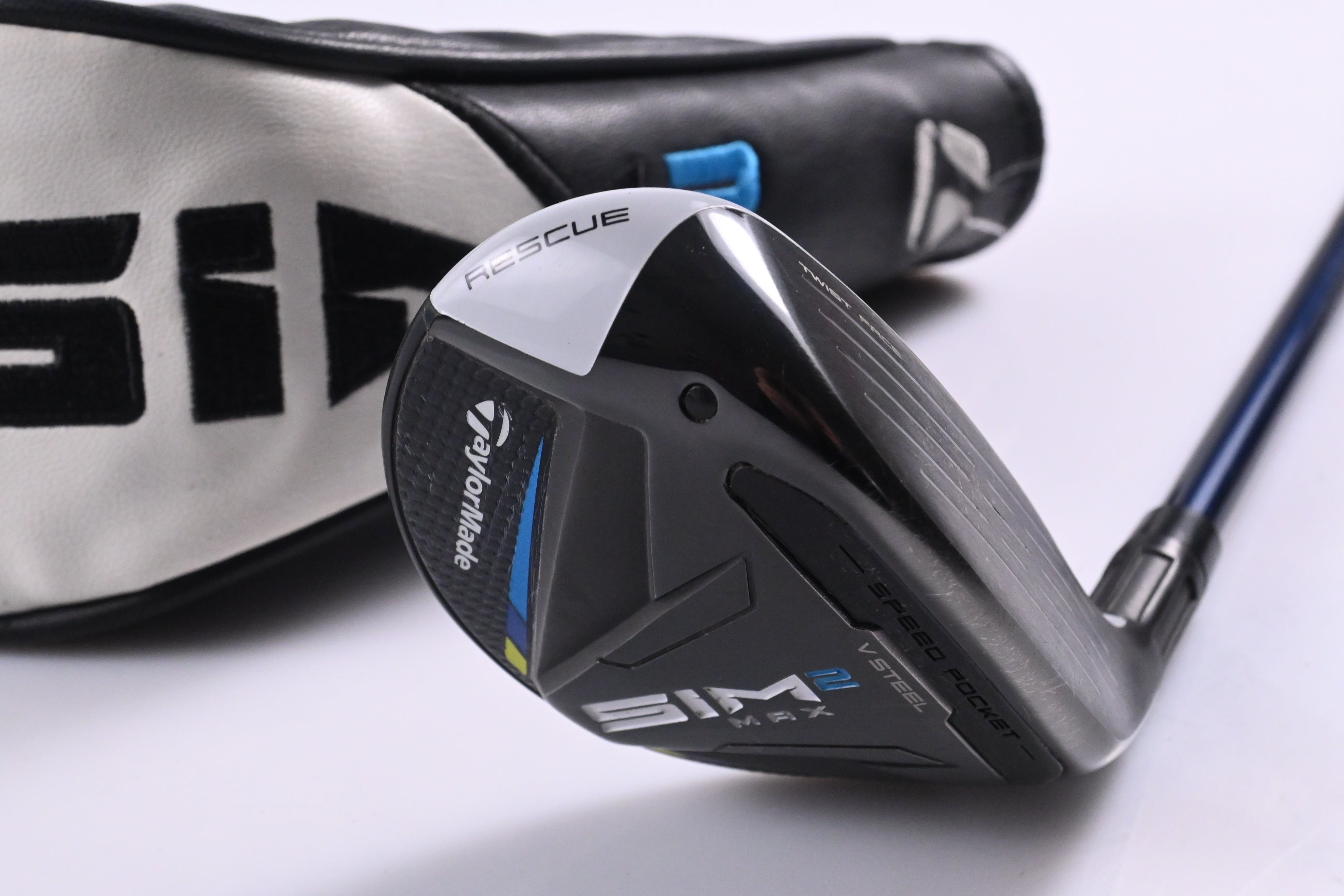 Taylormade SIM2 Max #3 Hybrid / 19 Degree / Stiff Flex Fujikura Ventus Blue 7
