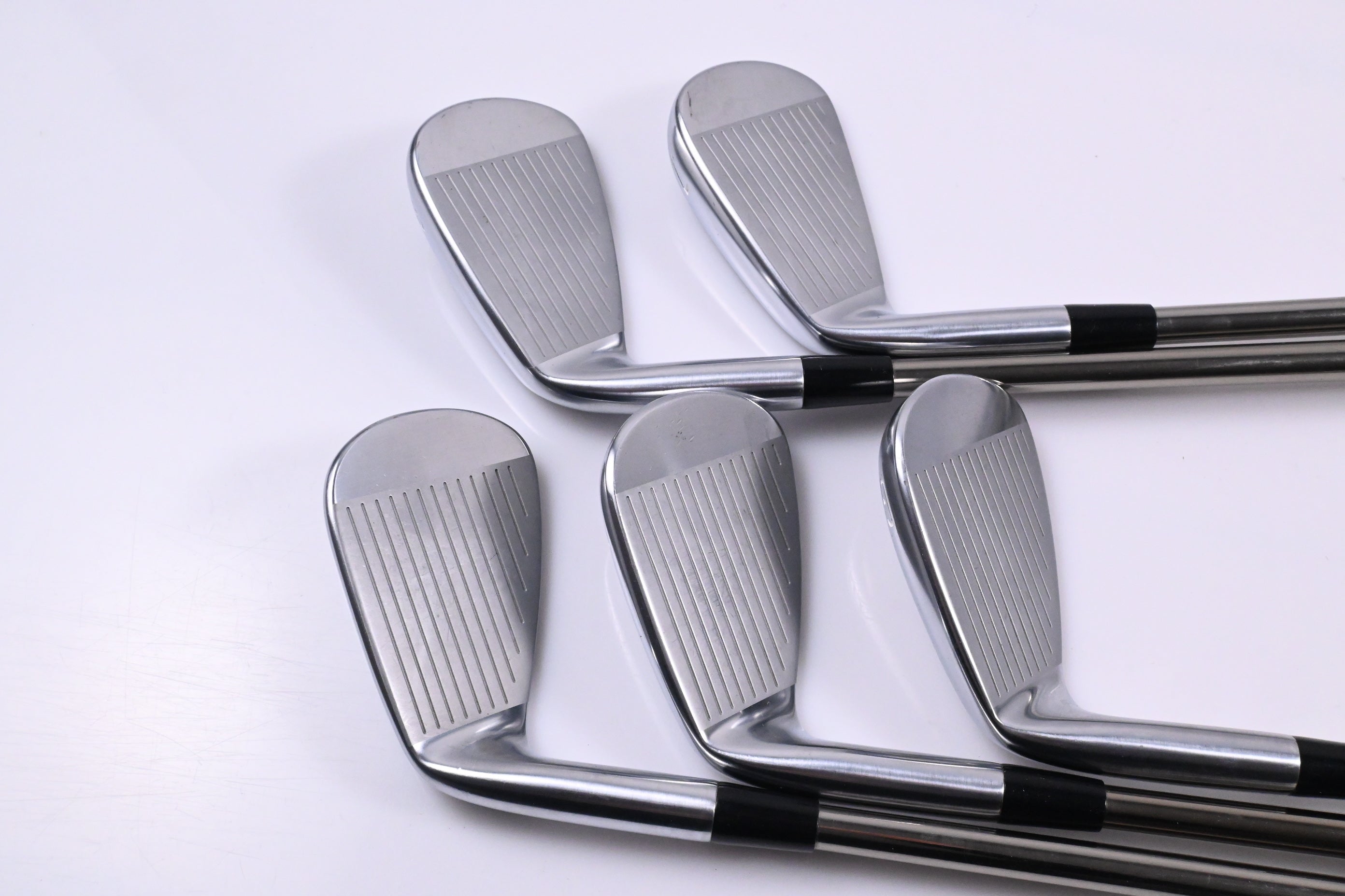 Mizuno M-15 Irons / 7-PW+GW / Regular Flex UST Recoil ES 780 Shafts