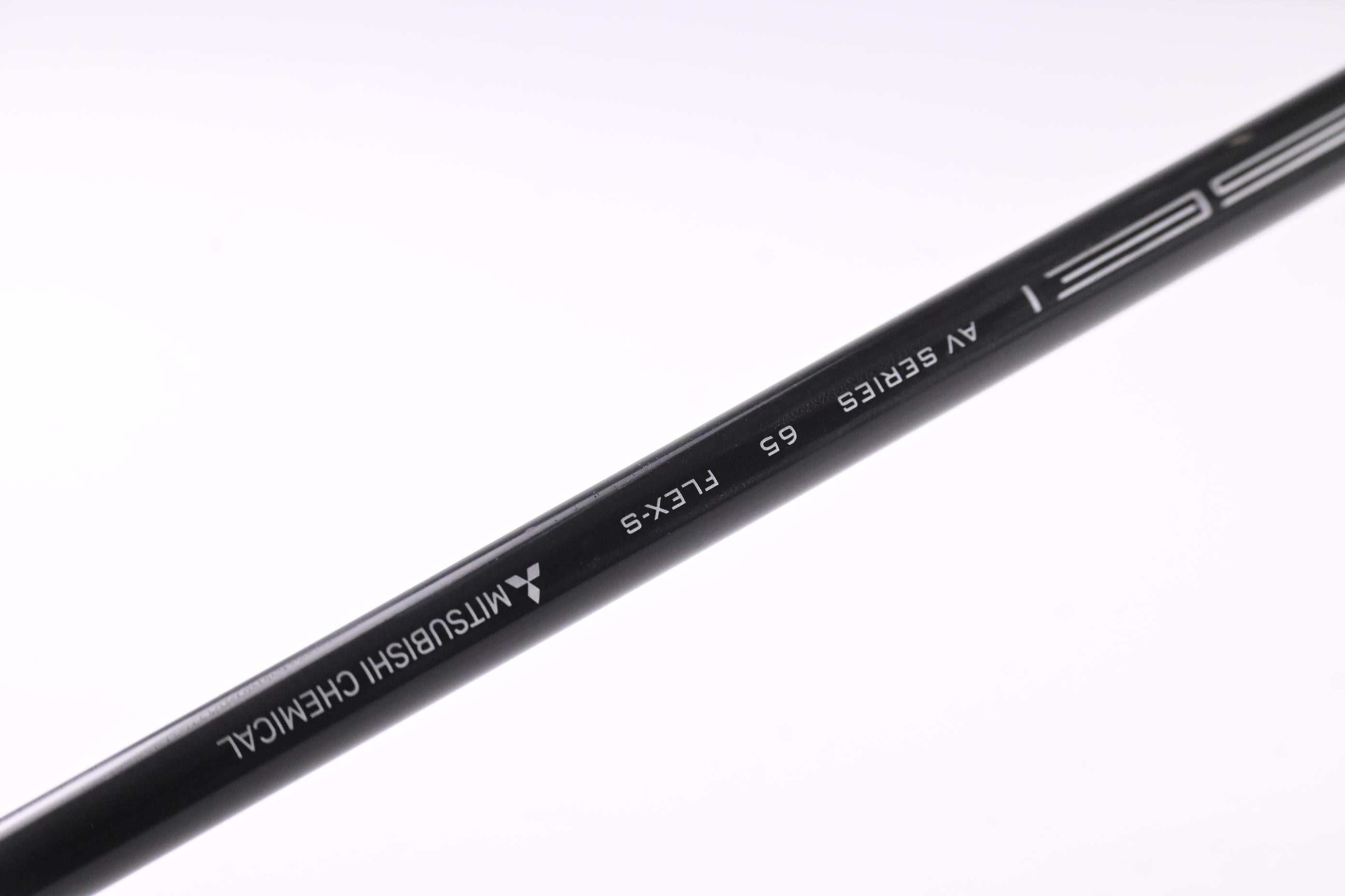 Titleist TSi2 Driver / 9 Degree / Stiff Flex Tensei AV White 65 Shaft