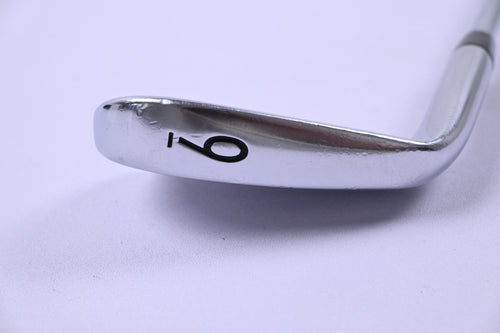 Titleist 620 MB #9 Iron / Stiff Flex Project X Rifle Shaft