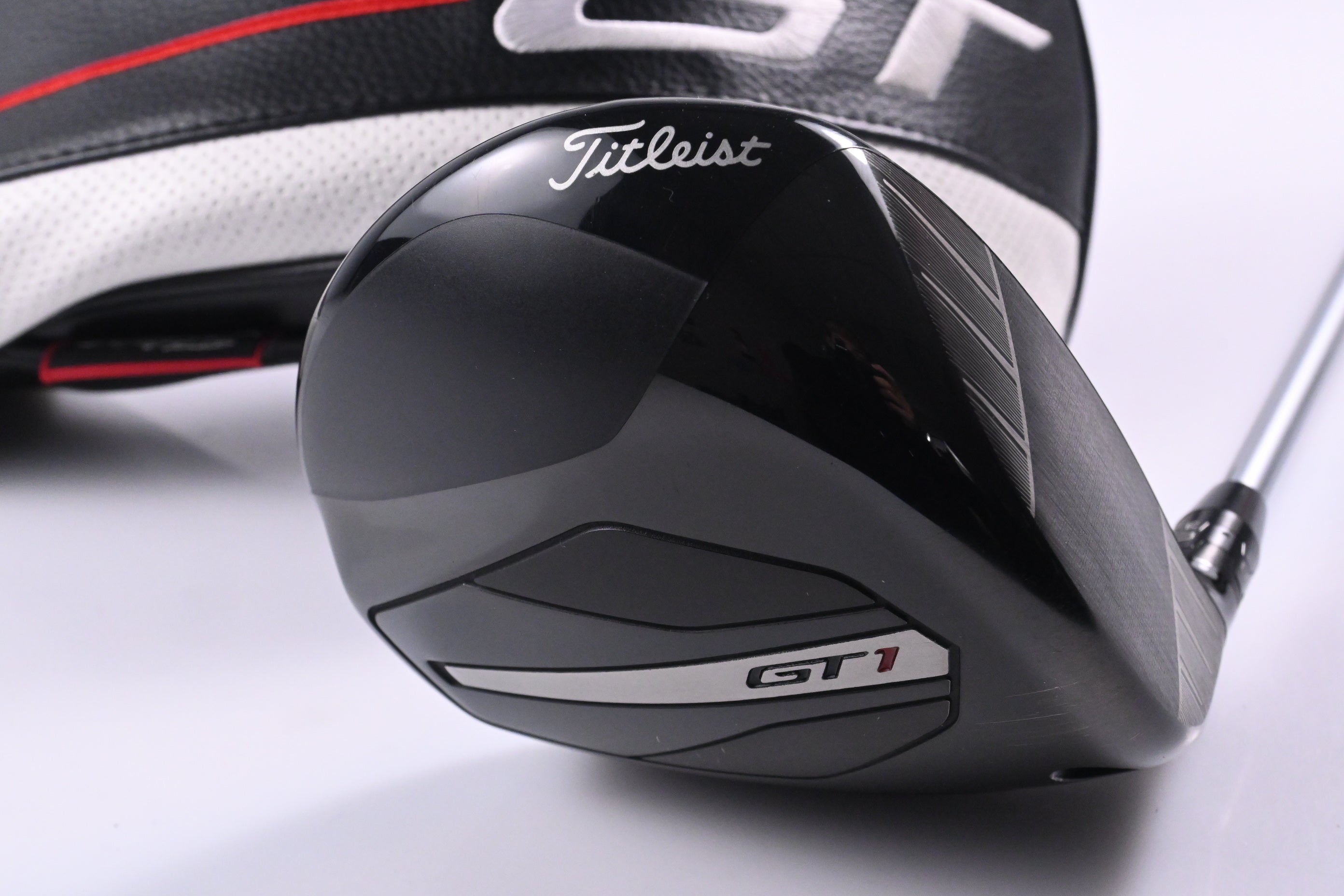 Titleist GT1 Driver / 10 Degree / Regular Flex Fujikura Air Speeder 40 Shaft