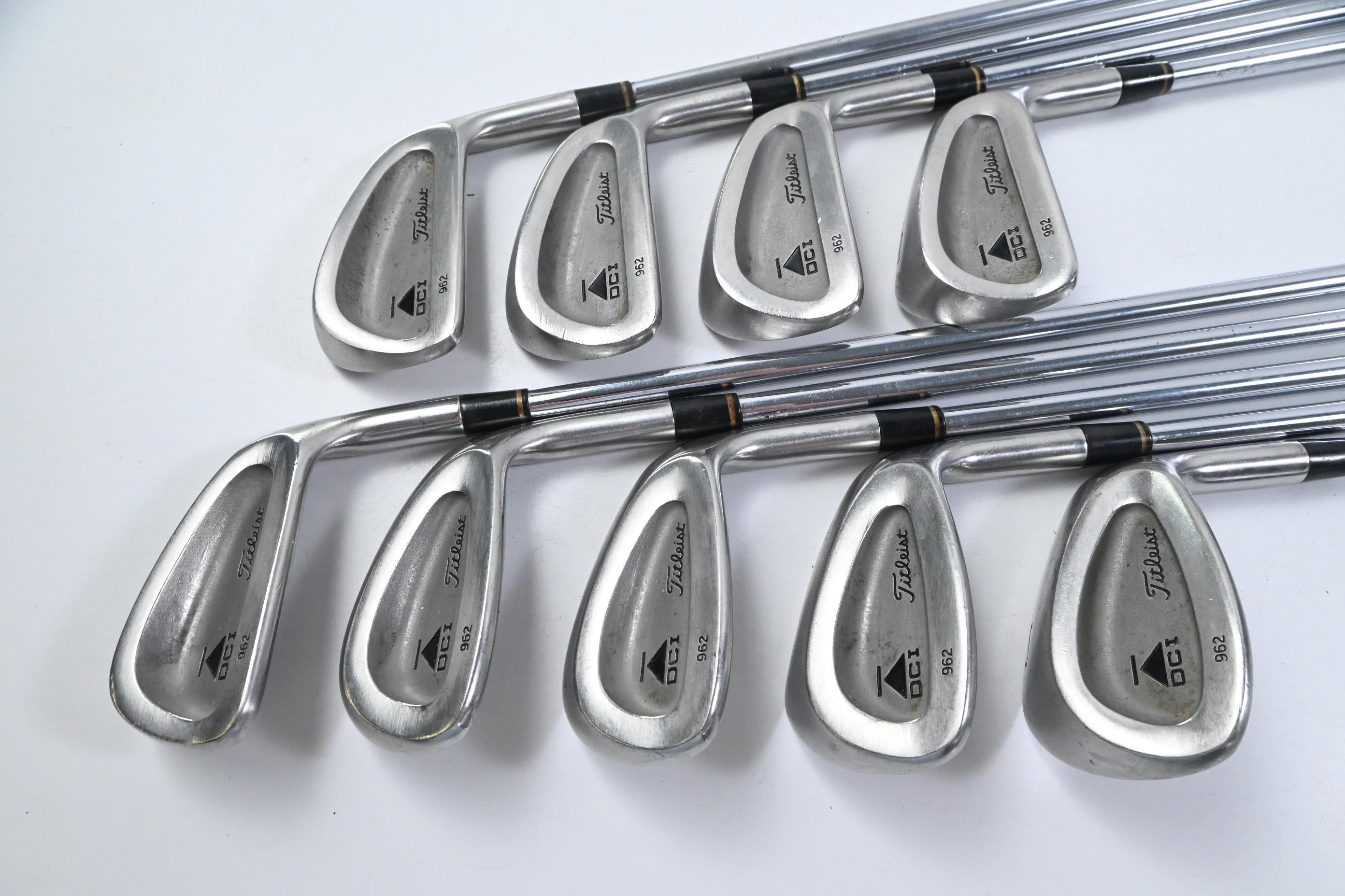Titleist DCI 962 Irons / 3-PW+SW / Regular Flex Dynamic Gold R300 Shafts