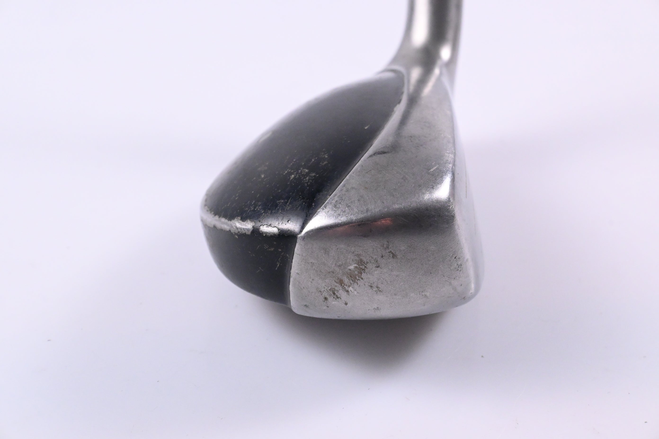 Taylormade Rescue Mid #2 Hybrid / 16 Degree / Regular Flex Ultralite Shaft