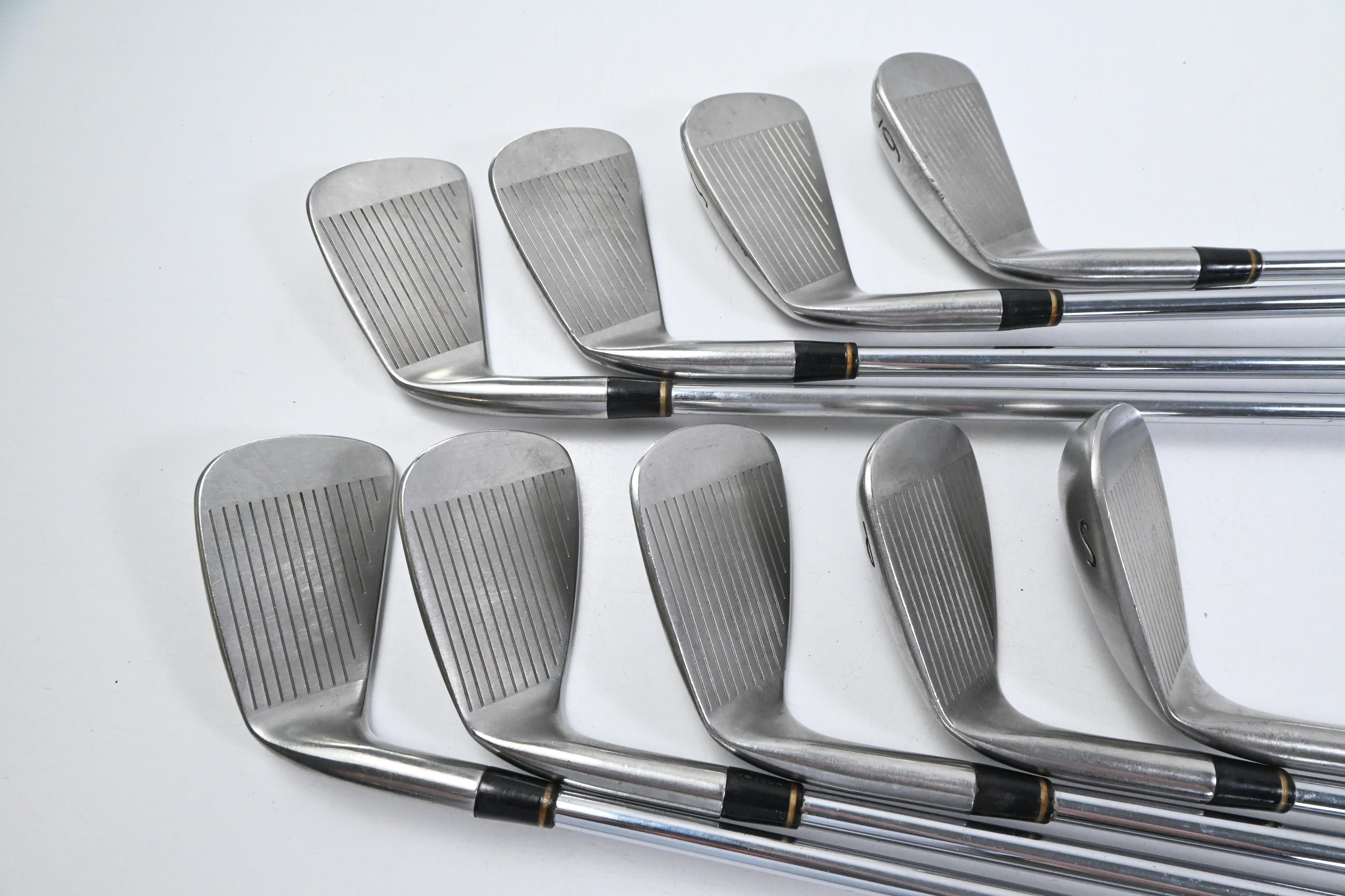 Titleist DCI 962 Irons / 3-PW+SW / Regular Flex Dynamic Gold R300 Shafts