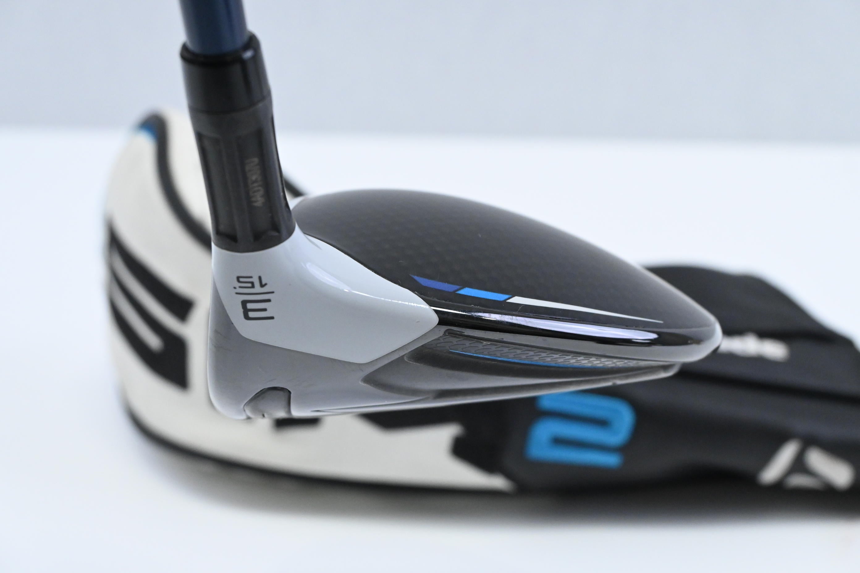 Taylormade SIM2 Max #3 Wood / 15 Degree / Regular Flex Fujikura Ventus Blue 5
