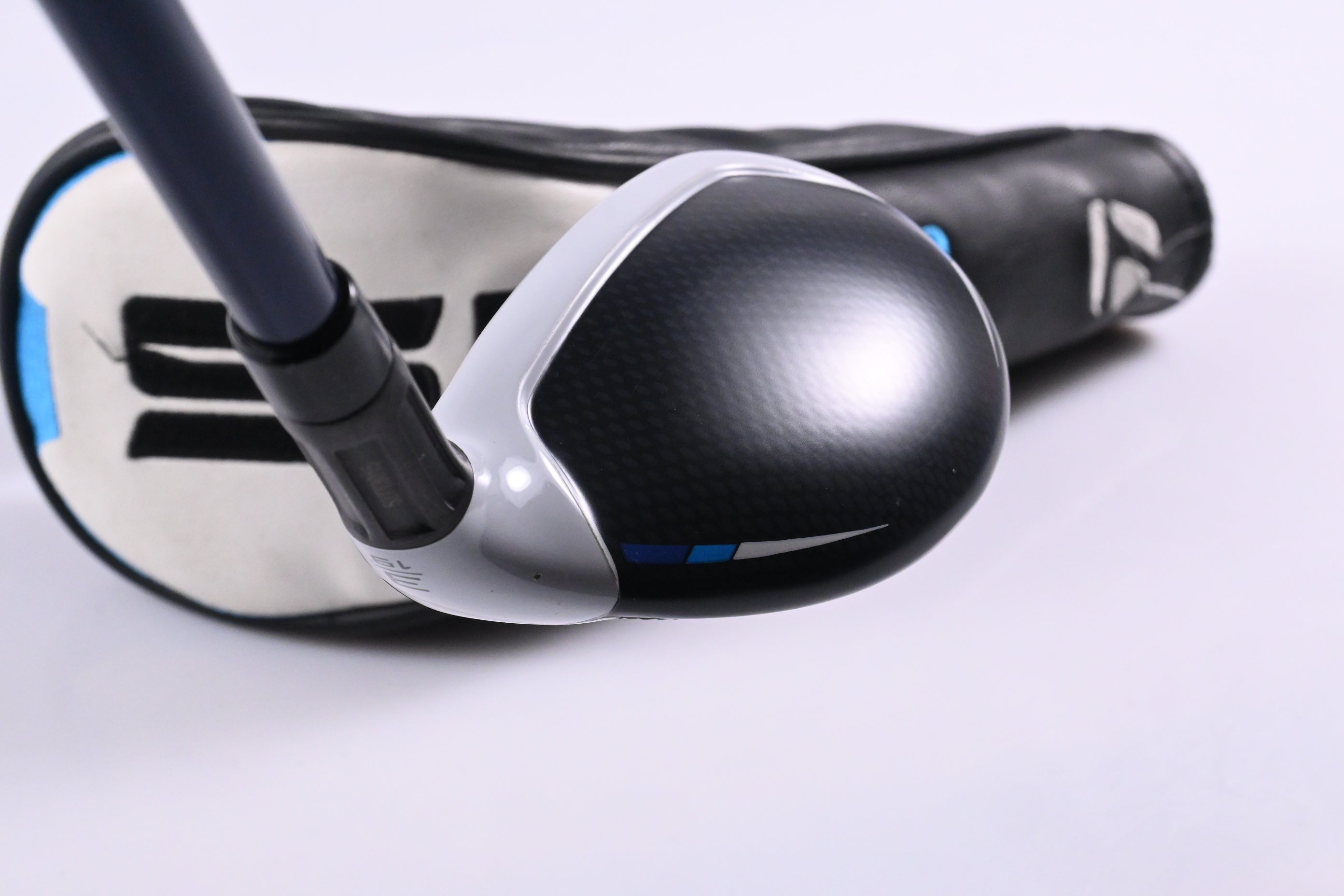 Taylormade SIM2 Max #3 Hybrid / 19 Degree / Stiff Flex Fujikura Ventus Blue 7