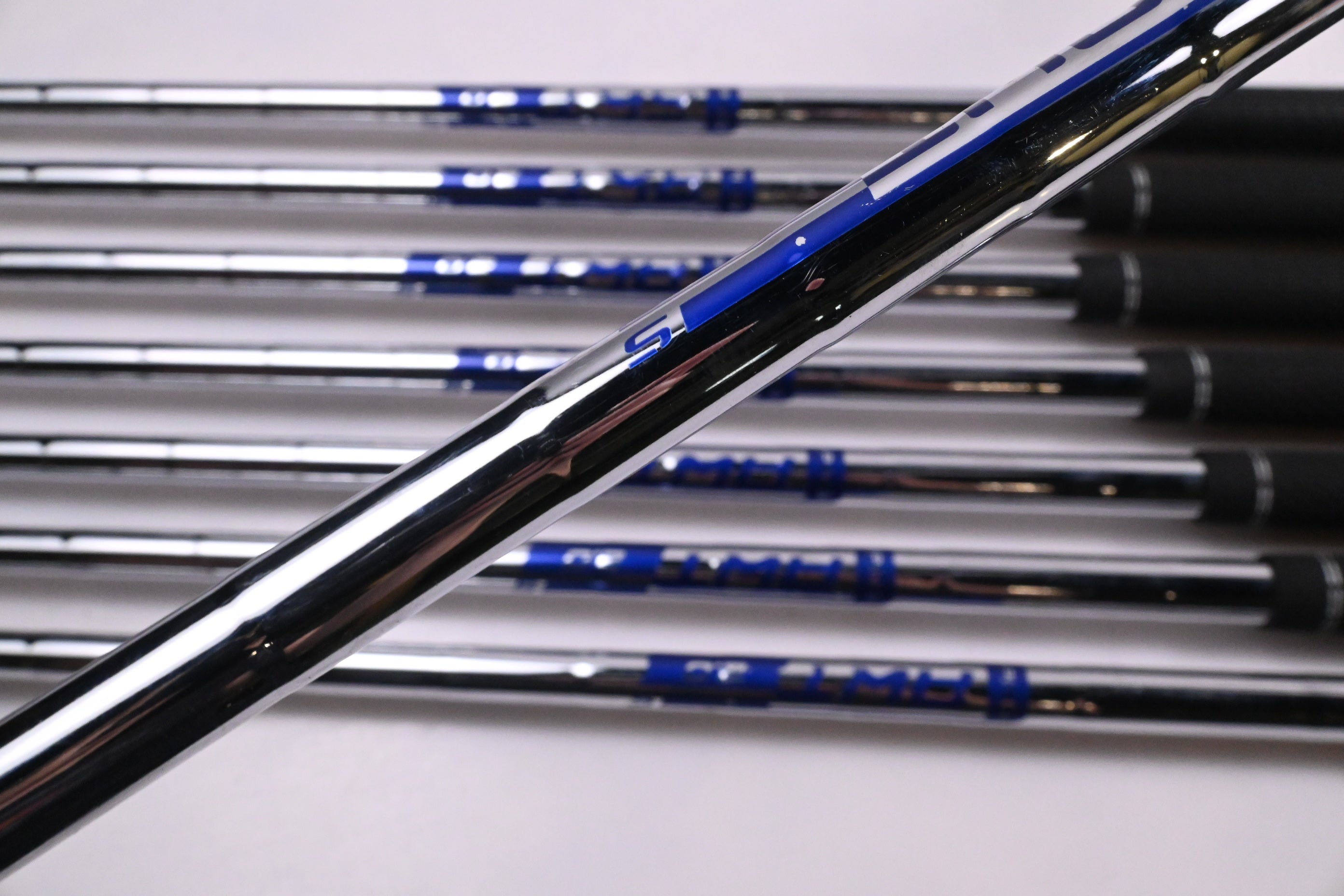 Ping G430 Irons / 5-PW+50°+54° / Black Dot / Stiff Flex Ping AWT 2.0 Shafts