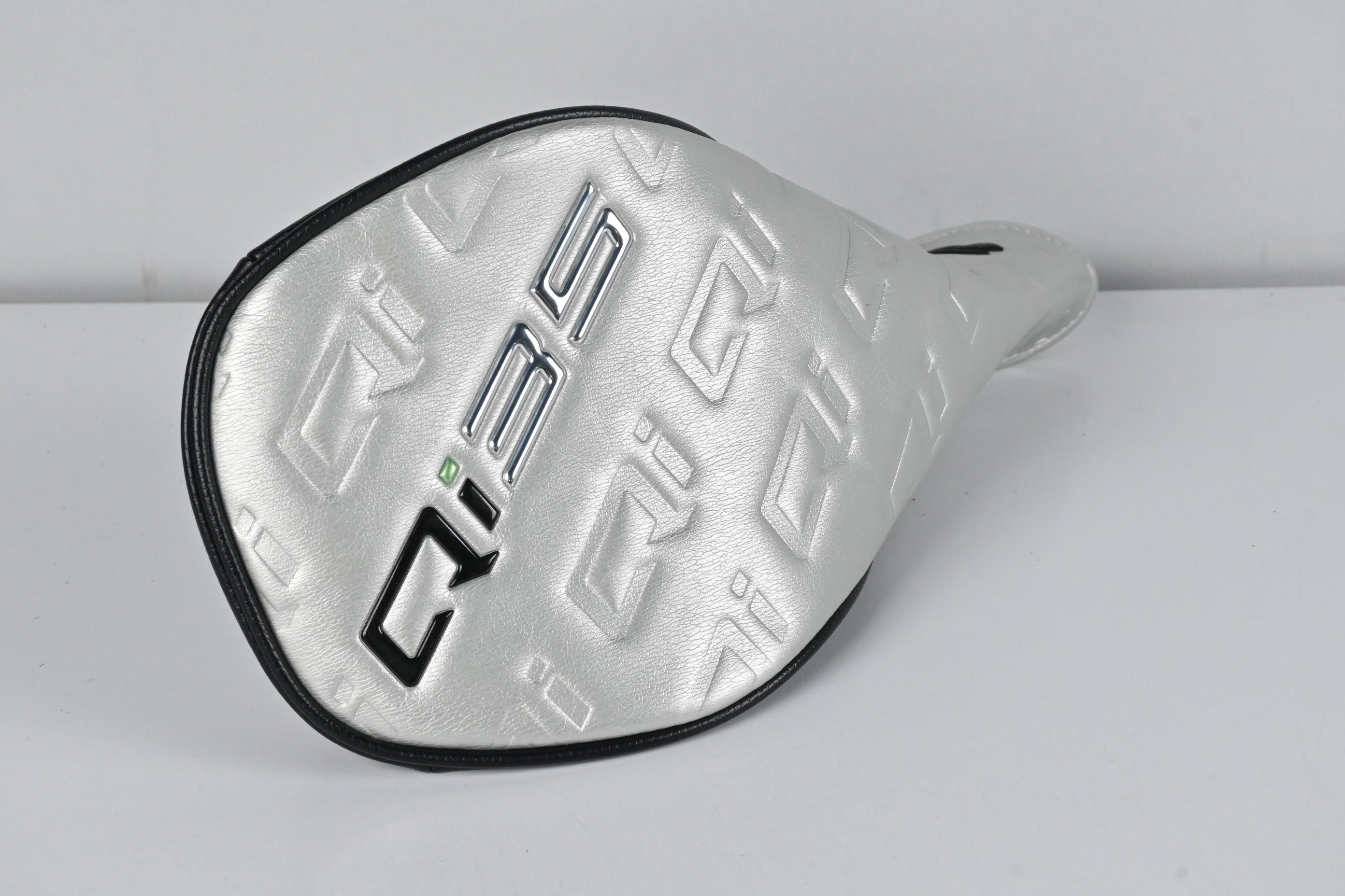Taylormade Qi35 Driver / 12 Degree / Senior Flex Fujikura Ventus Blue 5 Shaft