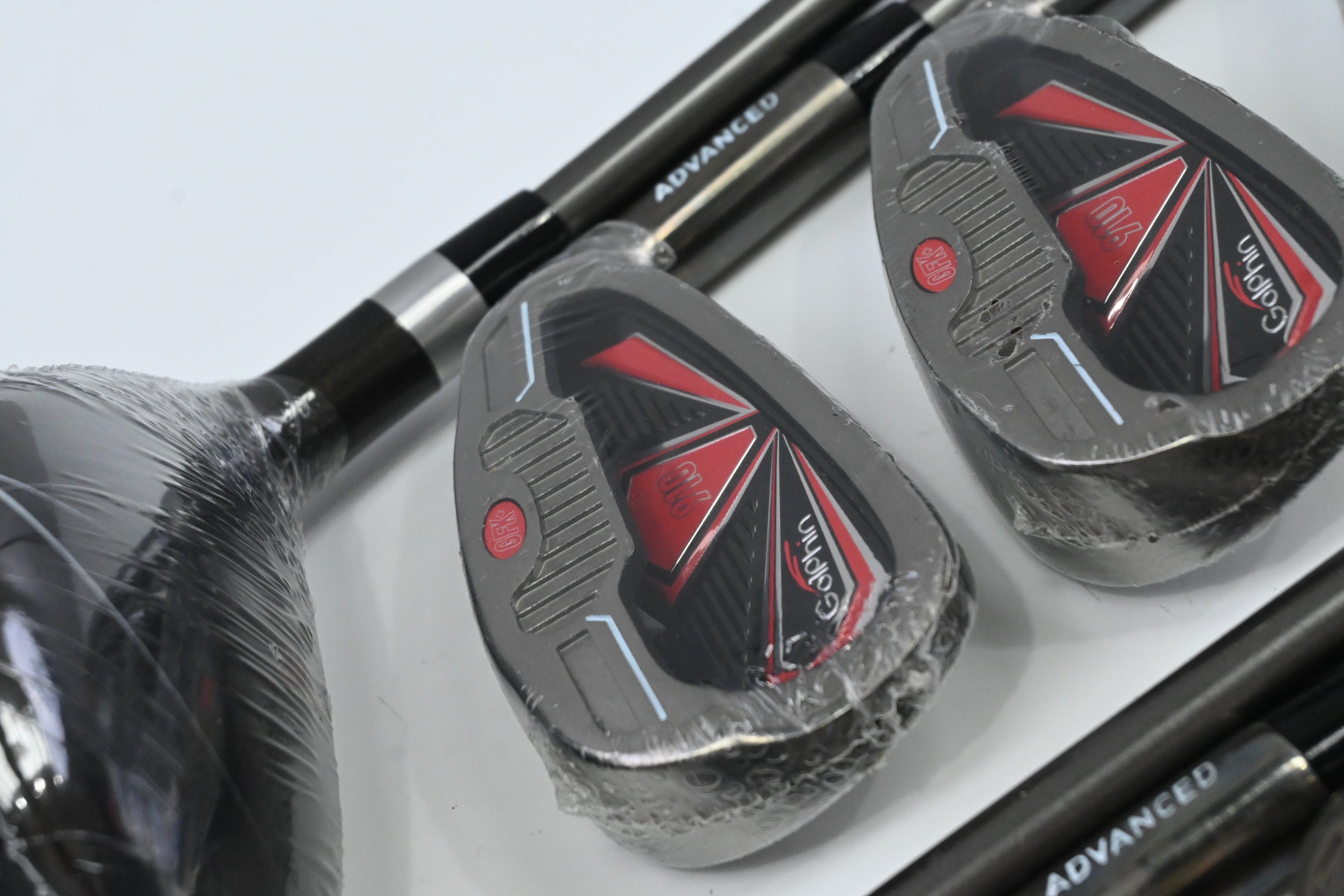 Junior Golphin 910 Package Set / Hybrid, Irons, Putter, Bag