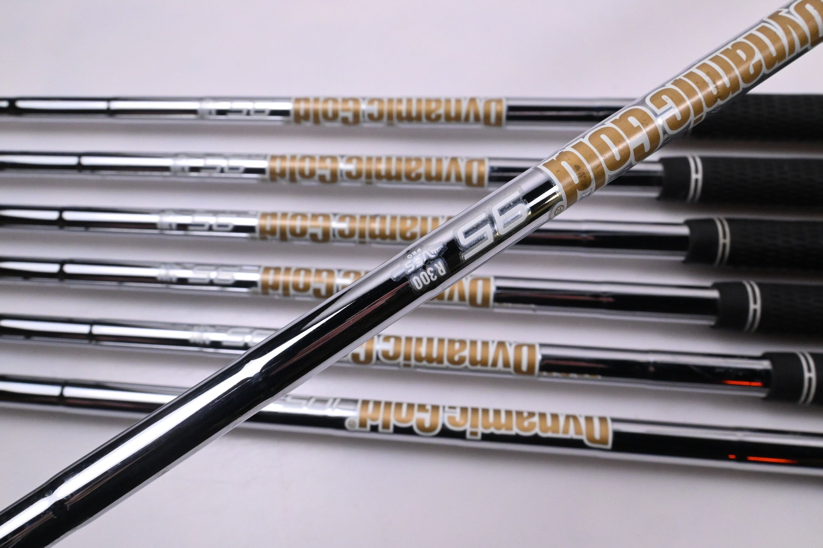 Taylormade P790 2021 Irons / 5-PW+GW / Regular Flex Dynamic Gold 95 R300