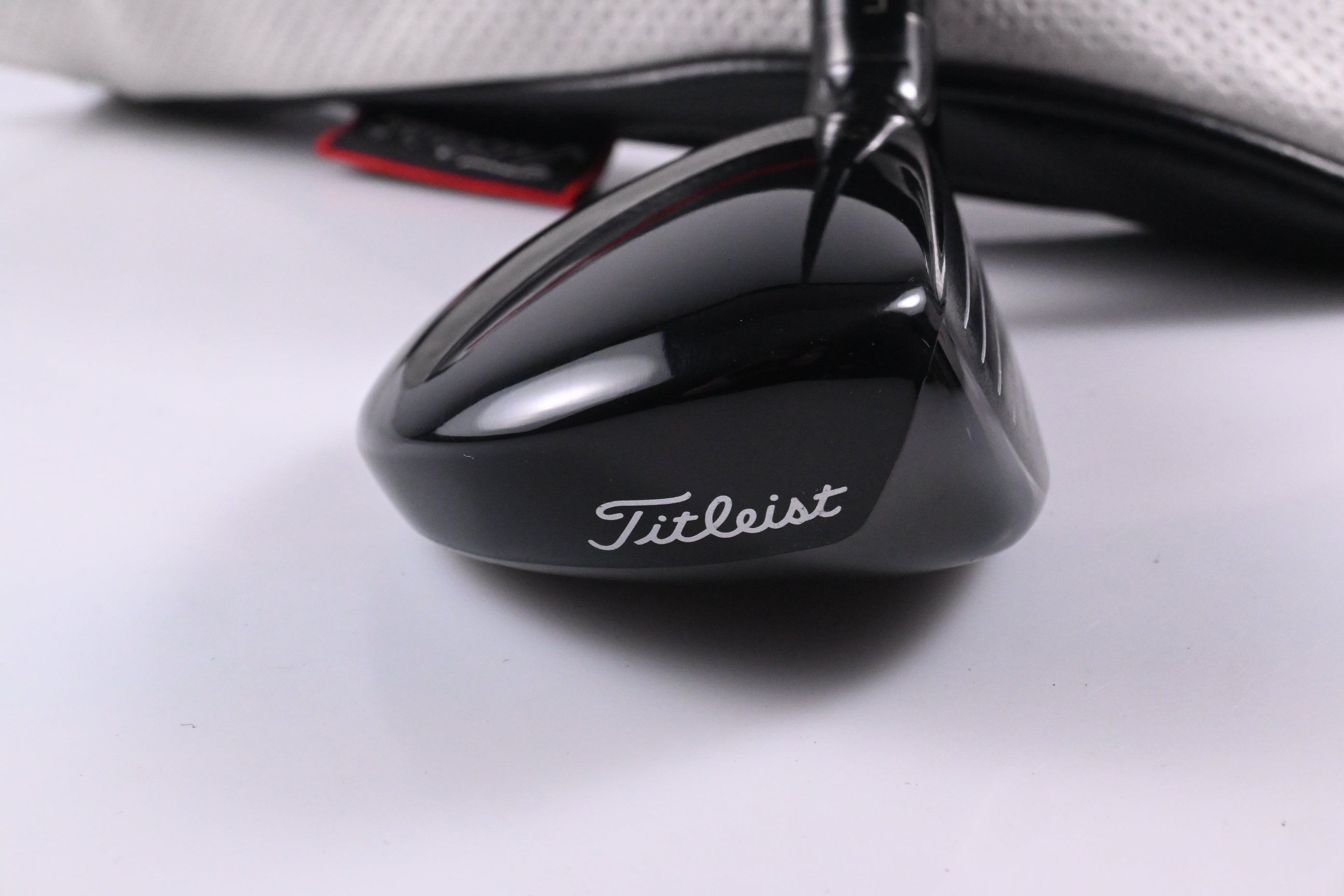 Titleist GT2 #4 Hybrid / 21 Degree / Stiff Flex Tensei AV Blue 65 Shaft